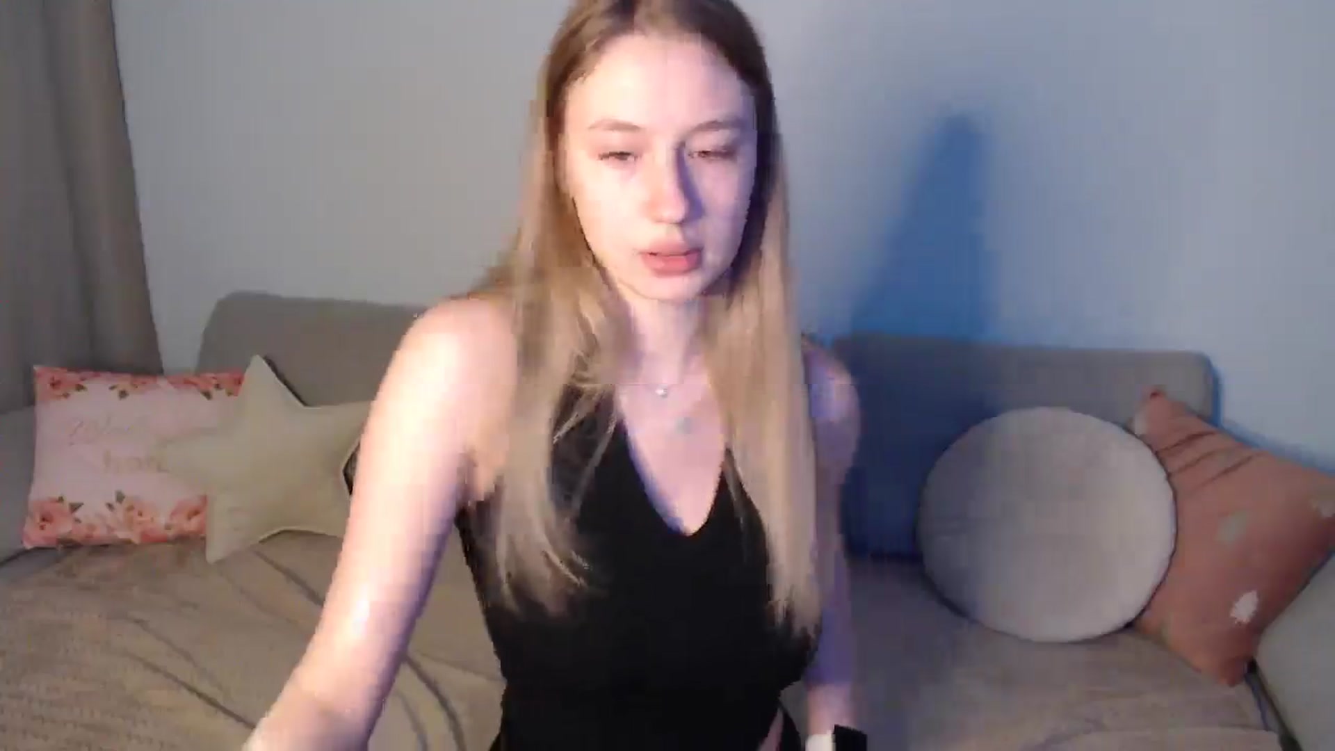 Gallery image thumbnail from NicolePax's myfreecams stream on, 10/29/2025, 09:45 image 14 of 20