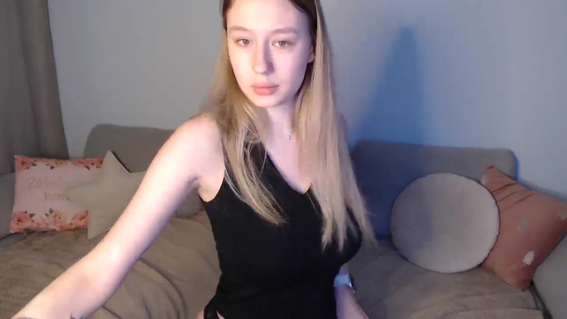 Gallery image thumbnail from NicolePax's myfreecams stream on, 10/29/2025, 09:45 image 15 of 20