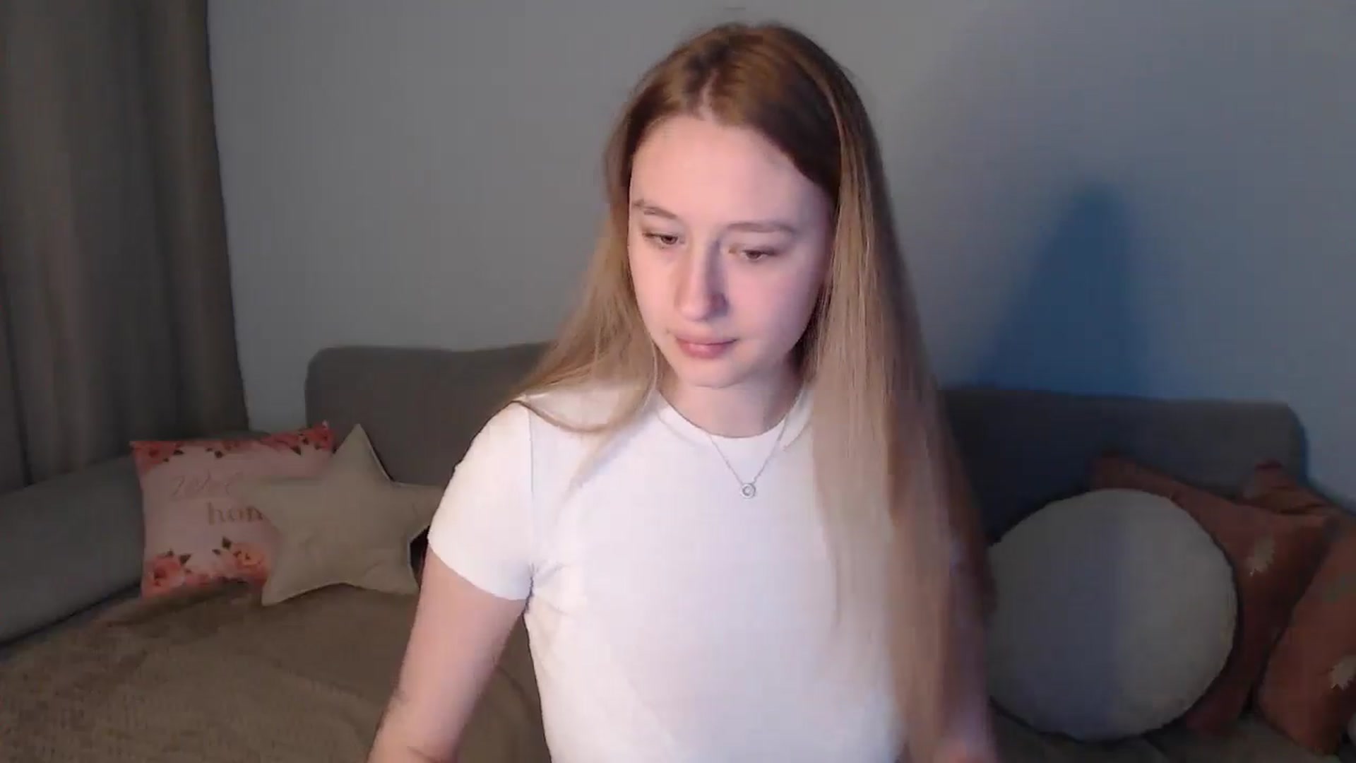 Gallery image thumbnail from NicolePax's myfreecams stream on, 10/31/2025, 09:27 image 4 of 20