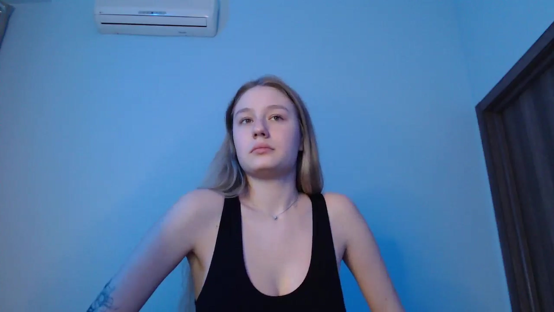 Gallery image thumbnail from NicolePax's myfreecams stream on, 11/02/2025, 13:43 image 2 of 20