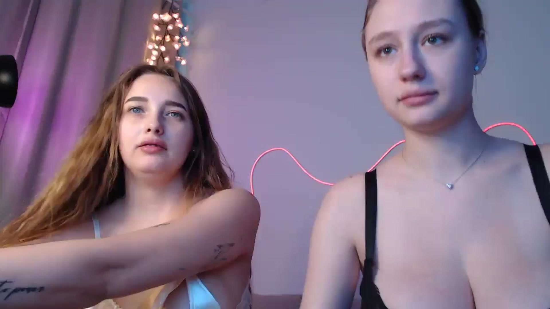 Gallery image thumbnail from NicolePax's myfreecams stream on, 11/03/2025, 10:35 image 11 of 20