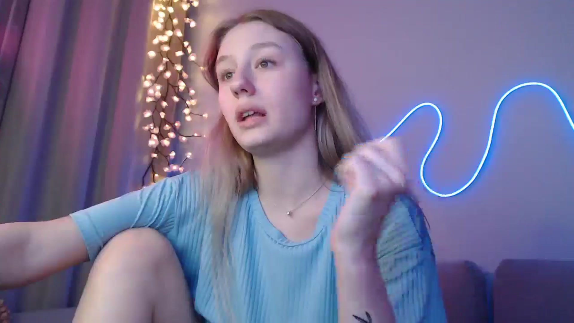 Gallery image thumbnail from NicolePax's myfreecams stream on, 11/04/2025, 15:31 image 7 of 20
