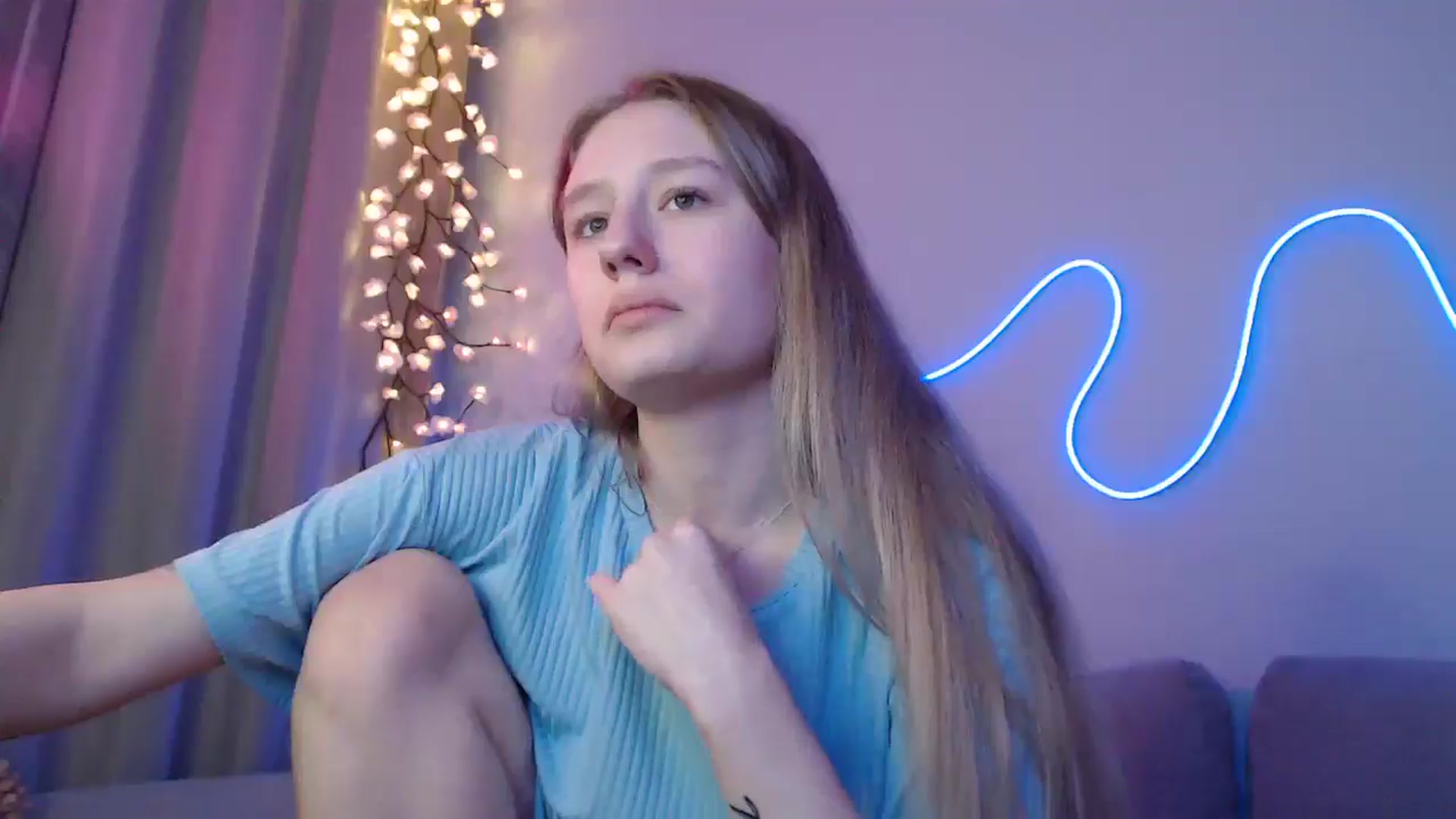 Gallery image thumbnail from NicolePax's myfreecams stream on, 11/04/2025, 15:31 image 18 of 20