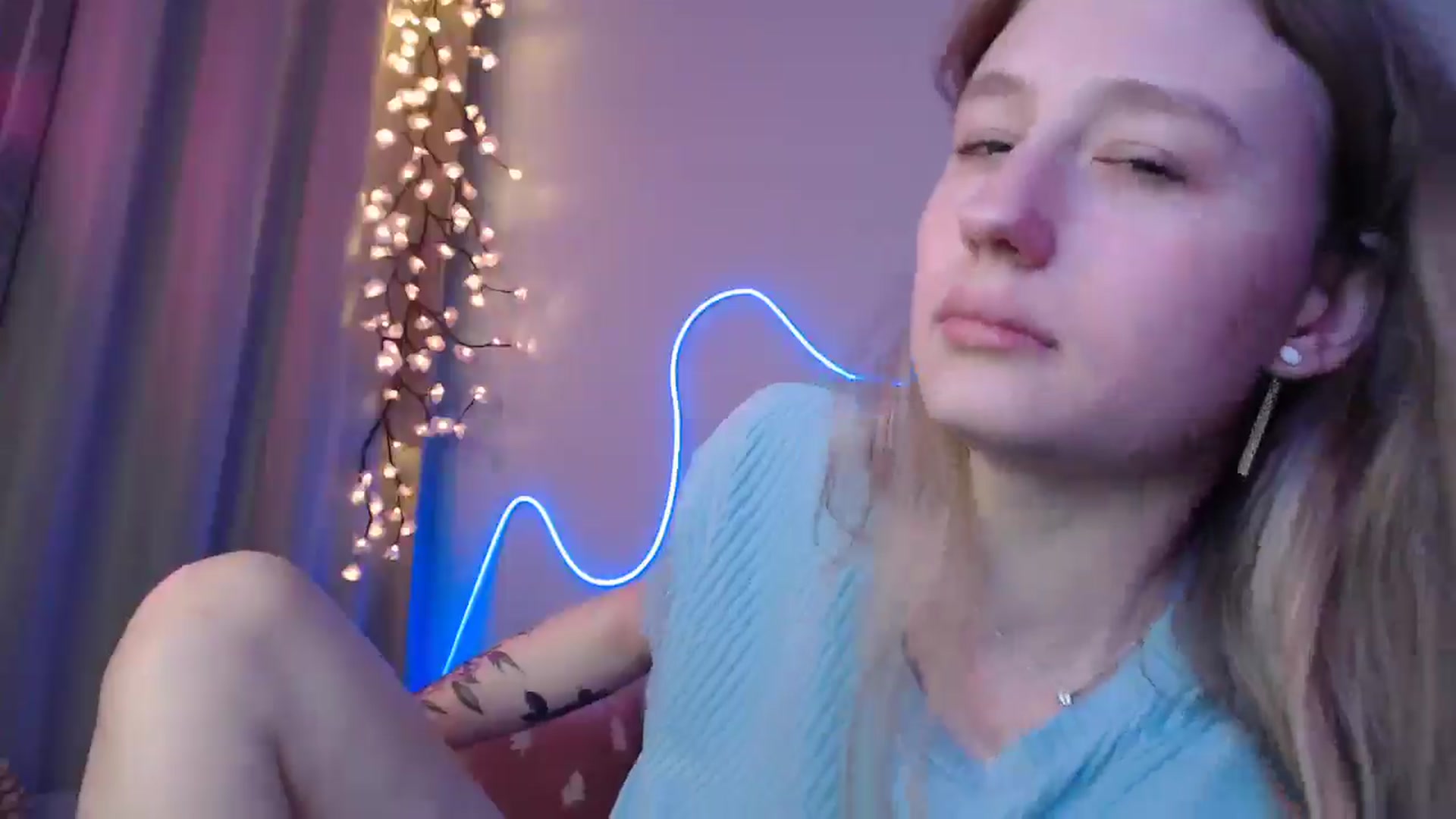 Gallery image thumbnail from NicolePax's myfreecams stream on, 11/04/2025, 15:31 image 6 of 20