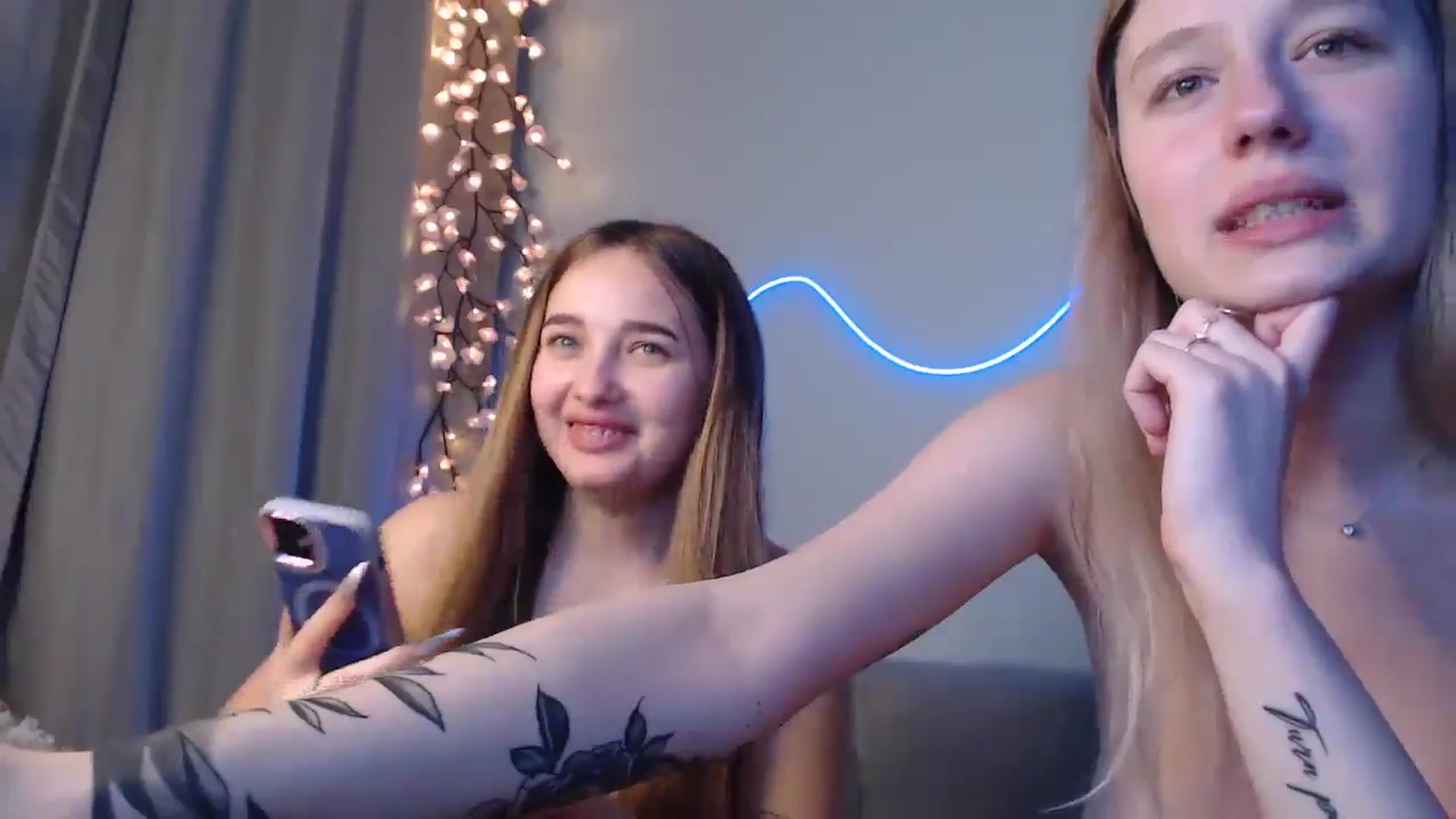 Gallery image thumbnail from NicolePax's myfreecams stream on, 11/07/2025, 14:51 image 20 of 20