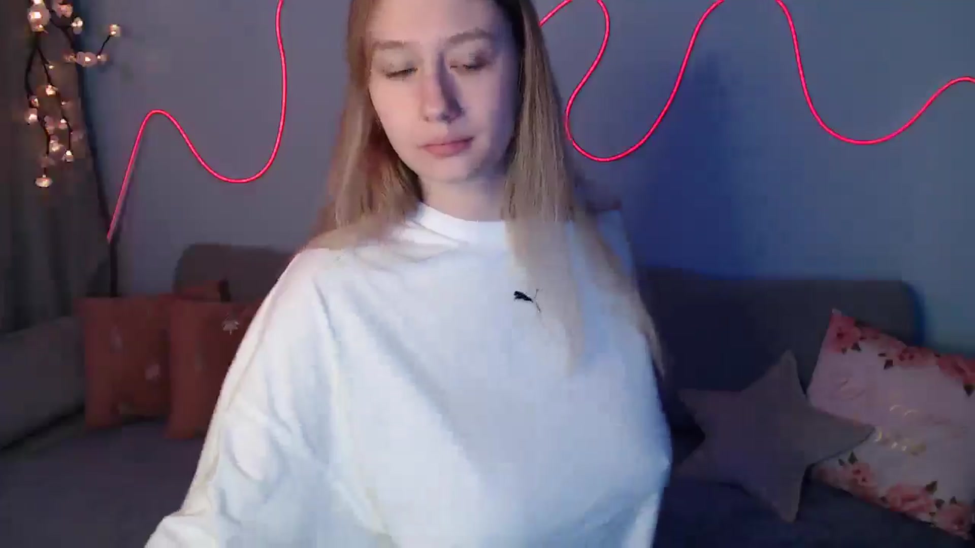 Gallery image thumbnail from NicolePax's myfreecams stream on, 11/08/2025, 10:24 image 18 of 20