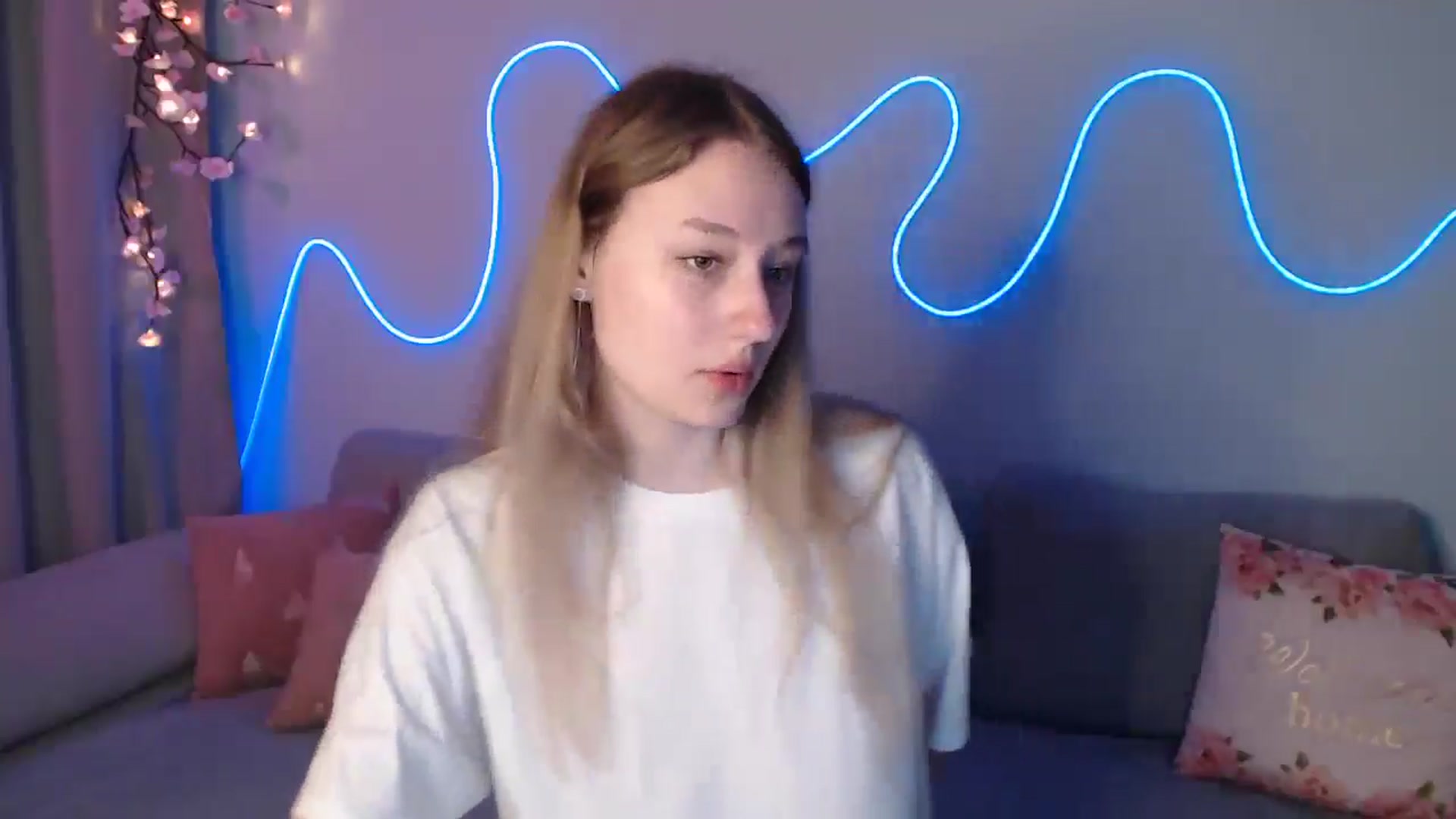 Gallery image thumbnail from NicolePax's myfreecams stream on, 11/11/2025, 10:14 image 8 of 20