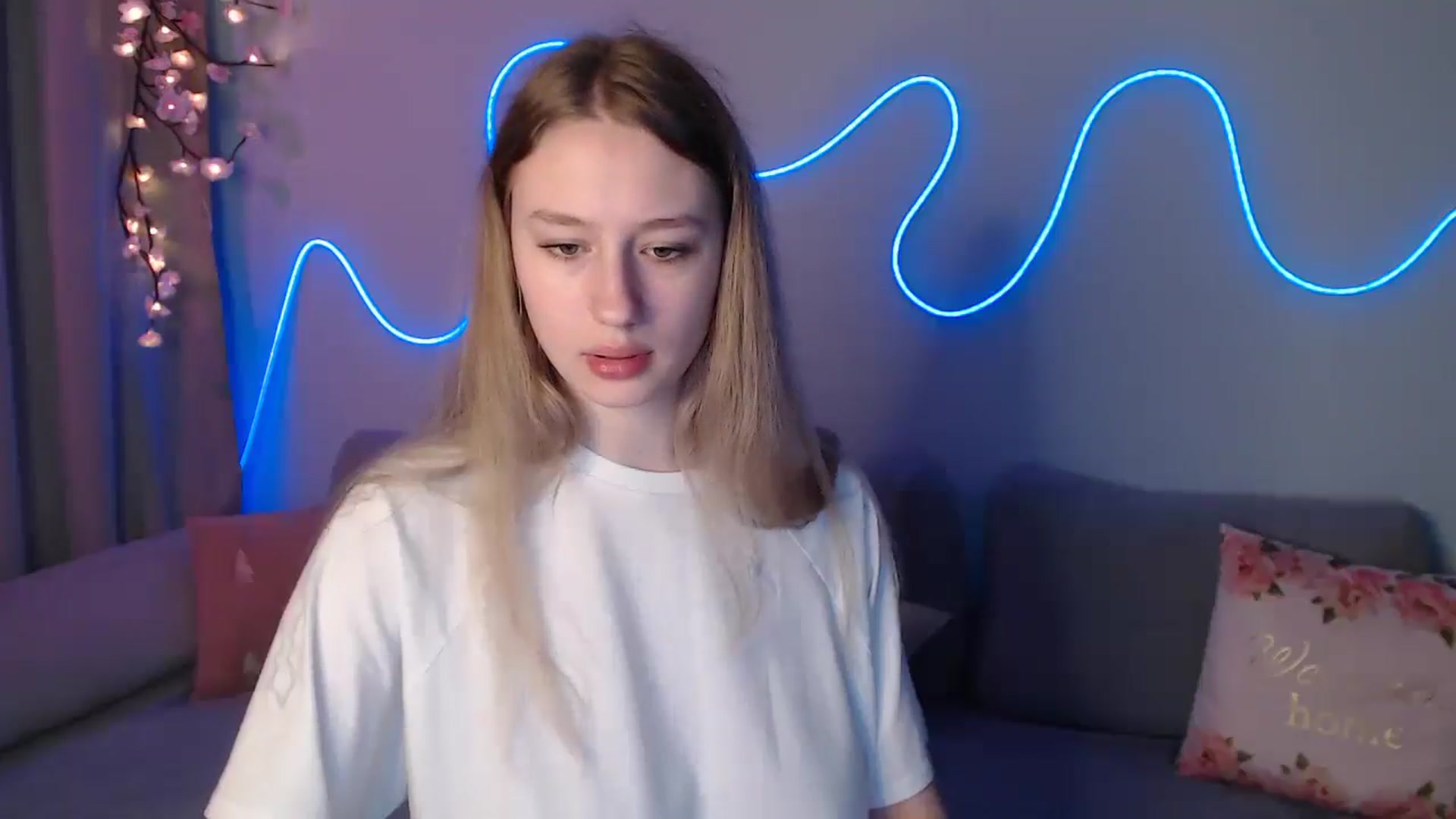 Gallery image thumbnail from NicolePax's myfreecams stream on, 11/11/2025, 10:14 image 5 of 20