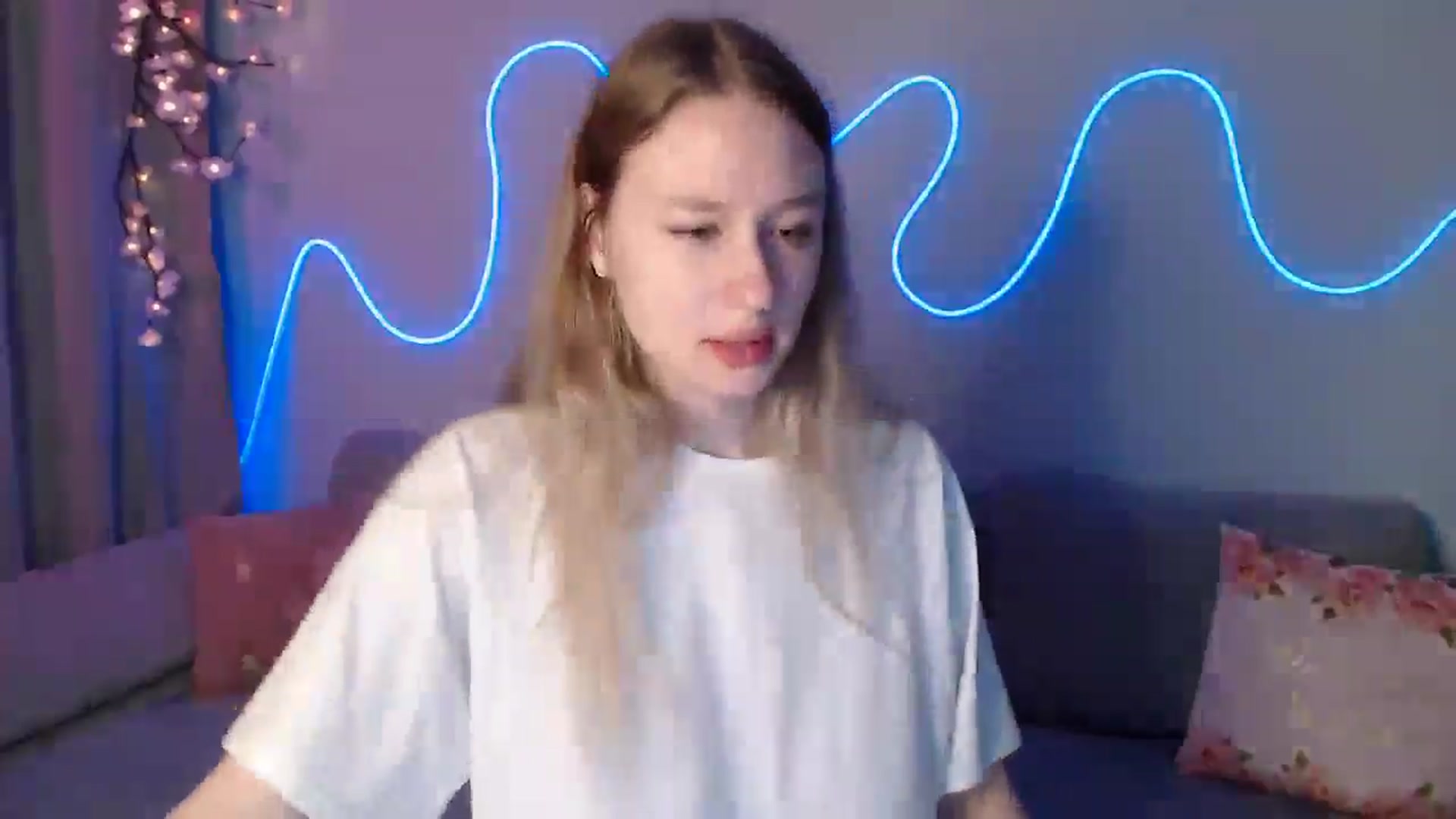 Gallery image thumbnail from NicolePax's myfreecams stream on, 11/11/2025, 10:14 image 7 of 20