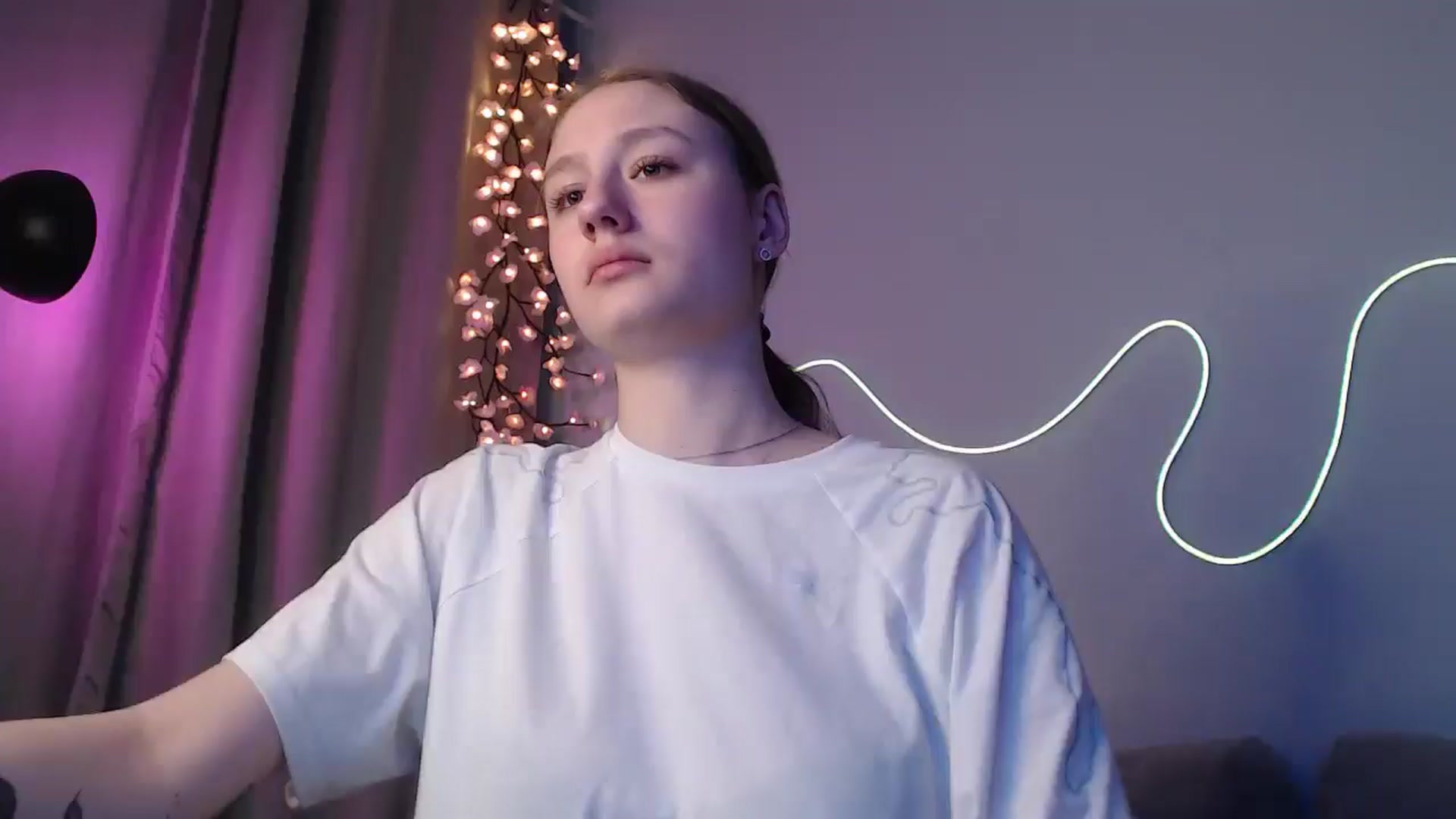 Gallery image thumbnail from NicolePax's myfreecams stream on, 11/11/2025, 16:09 image 1 of 20