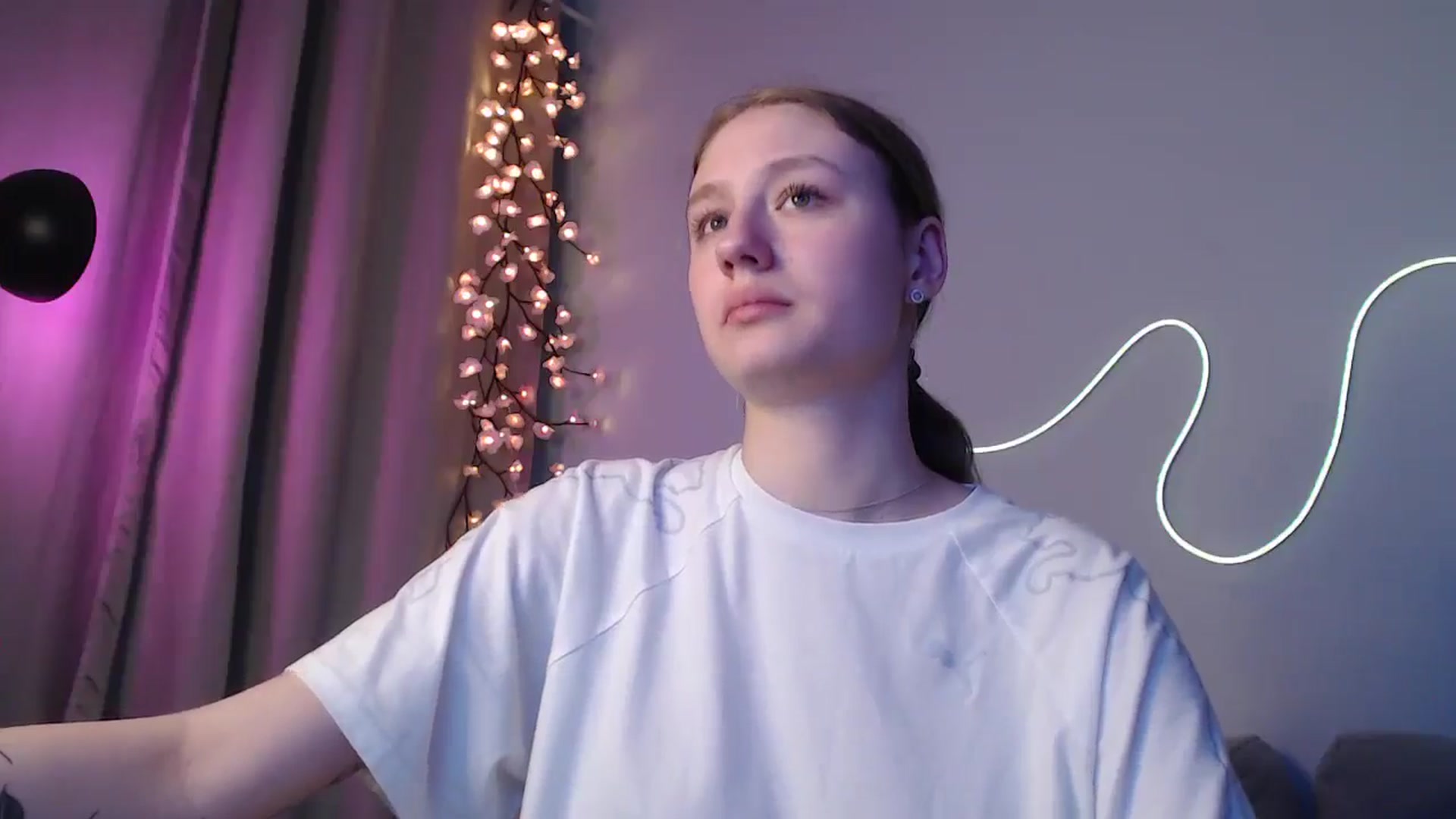 Gallery image thumbnail from NicolePax's myfreecams stream on, 11/11/2025, 16:09 image 3 of 20