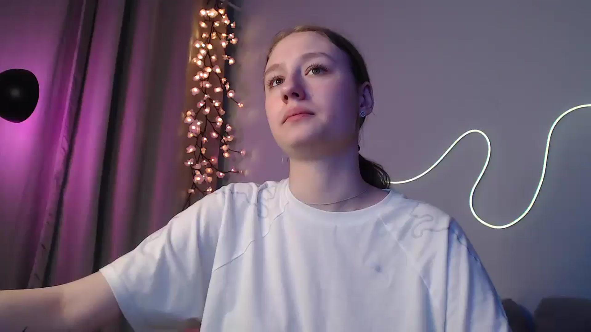 Gallery image thumbnail from NicolePax's myfreecams stream on, 11/11/2025, 16:09 image 2 of 20