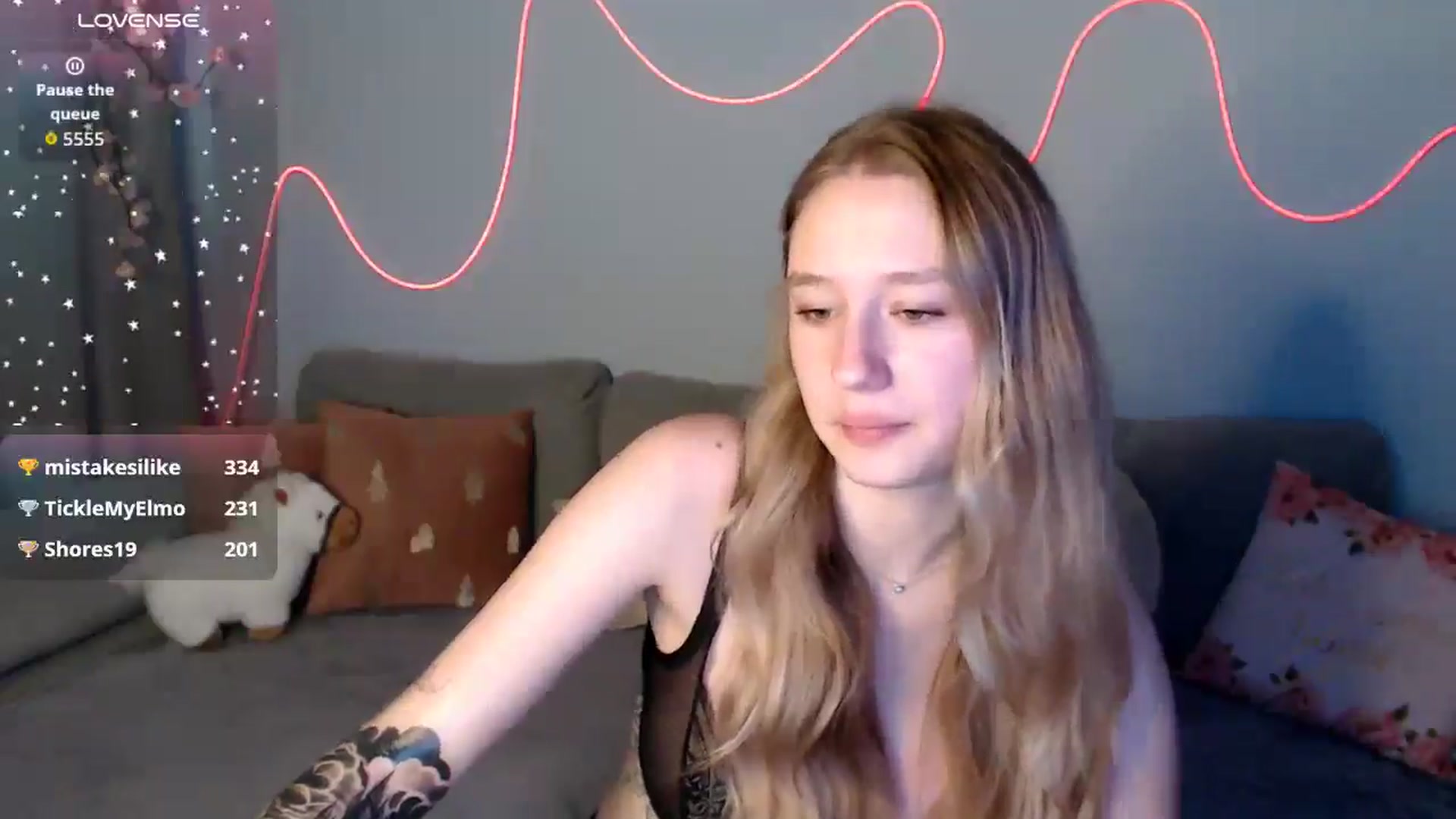 Gallery image thumbnail from NicolePax's myfreecams stream on, 11/21/2025, 12:40 image 6 of 20