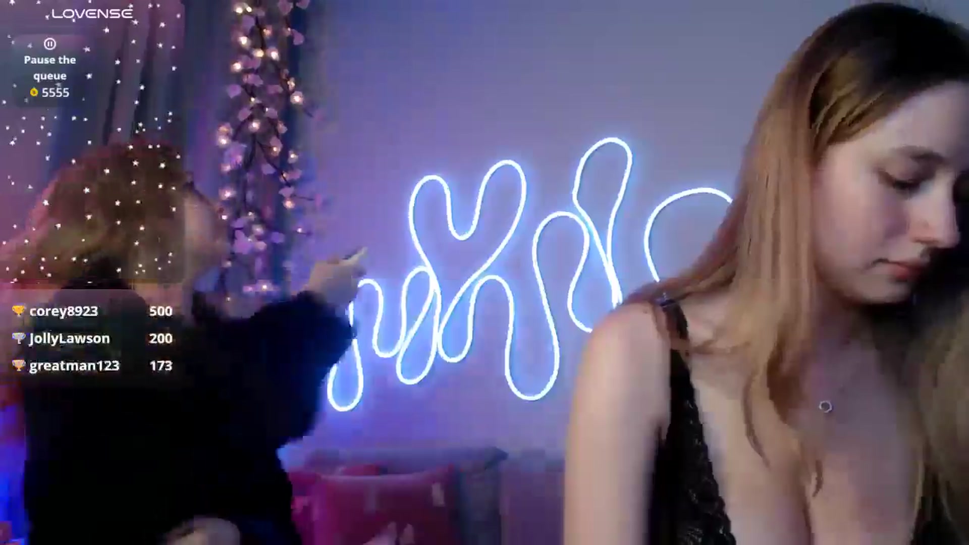 Gallery image thumbnail from NicolePax's myfreecams stream on, 12/01/2025, 14:03 image 18 of 20