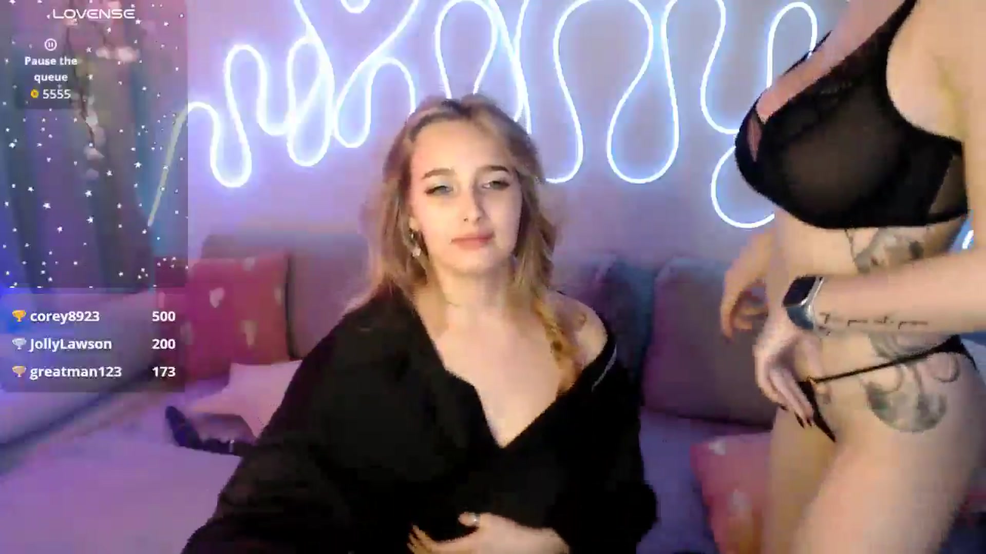 Gallery image thumbnail from NicolePax's myfreecams stream on, 12/01/2025, 14:36 image 12 of 20