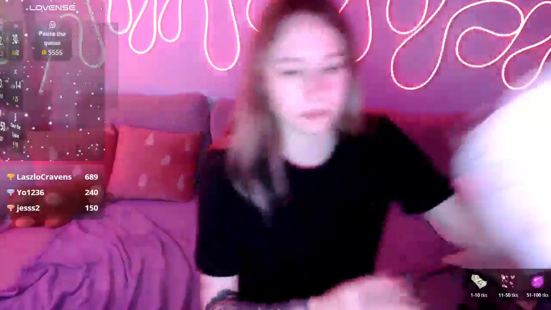 Gallery image thumbnail from NicolePax's myfreecams stream on, 12/05/2025, 16:46 image 2 of 20