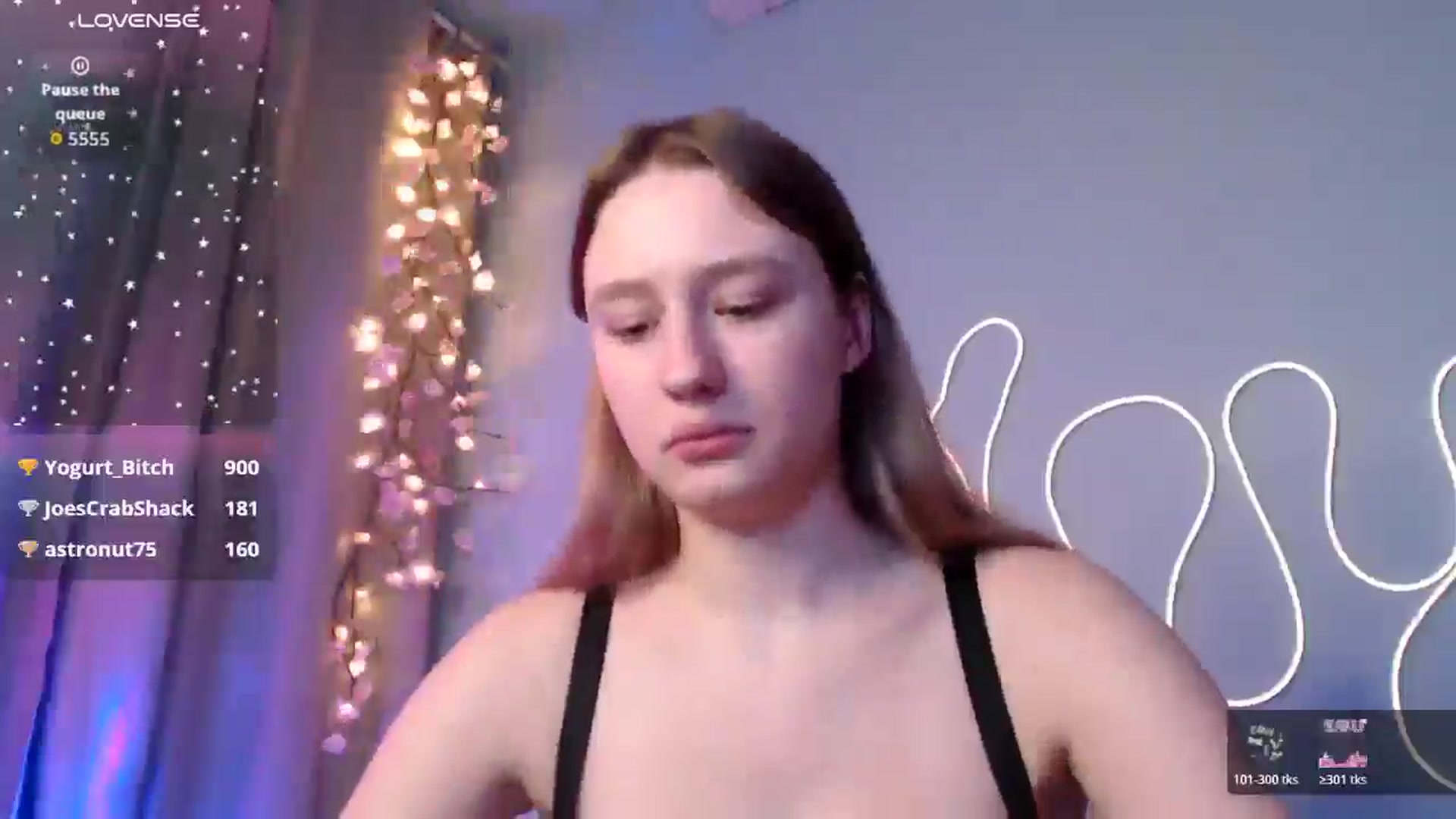 Gallery image thumbnail from NicolePax's myfreecams stream on, 12/07/2025, 13:32 image 14 of 20
