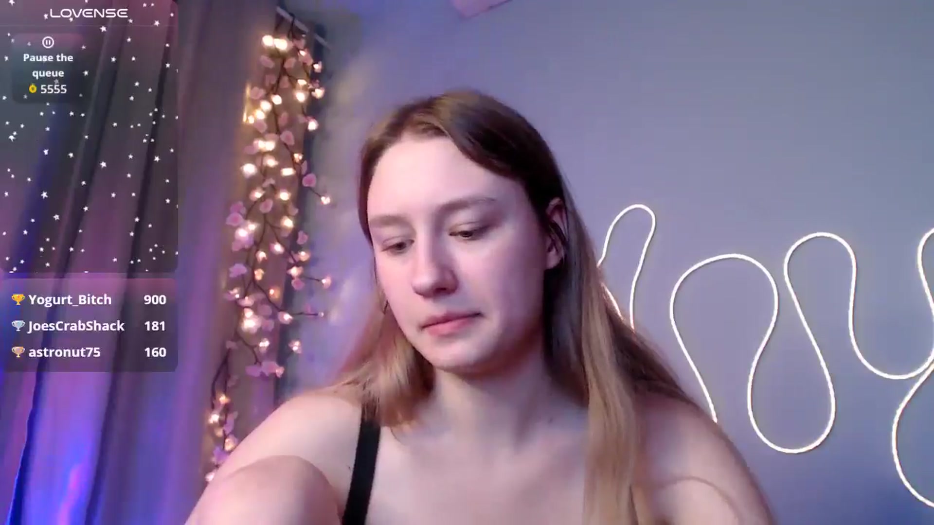 Gallery image thumbnail from NicolePax's myfreecams stream on, 12/07/2025, 13:32 image 6 of 20