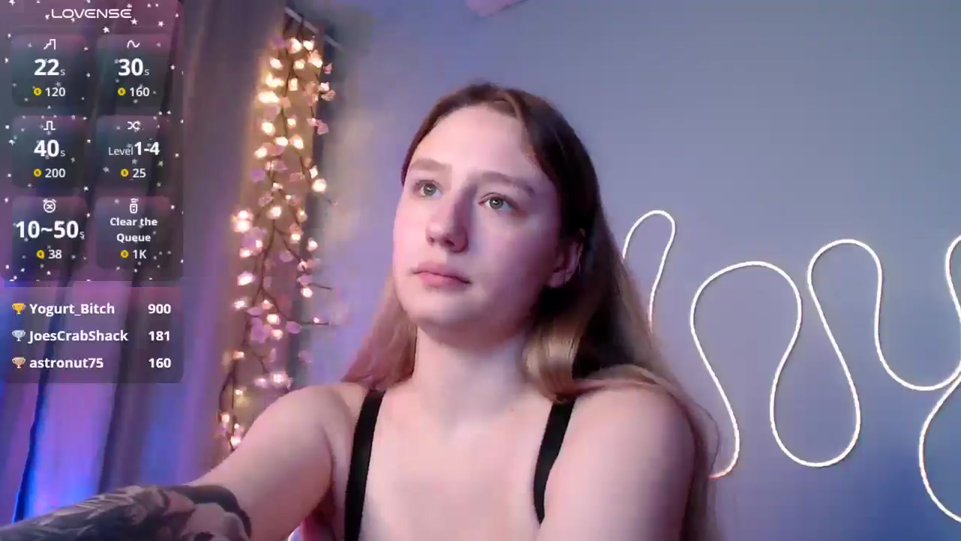 Gallery image thumbnail from NicolePax's myfreecams stream on, 12/07/2025, 13:32 image 15 of 20