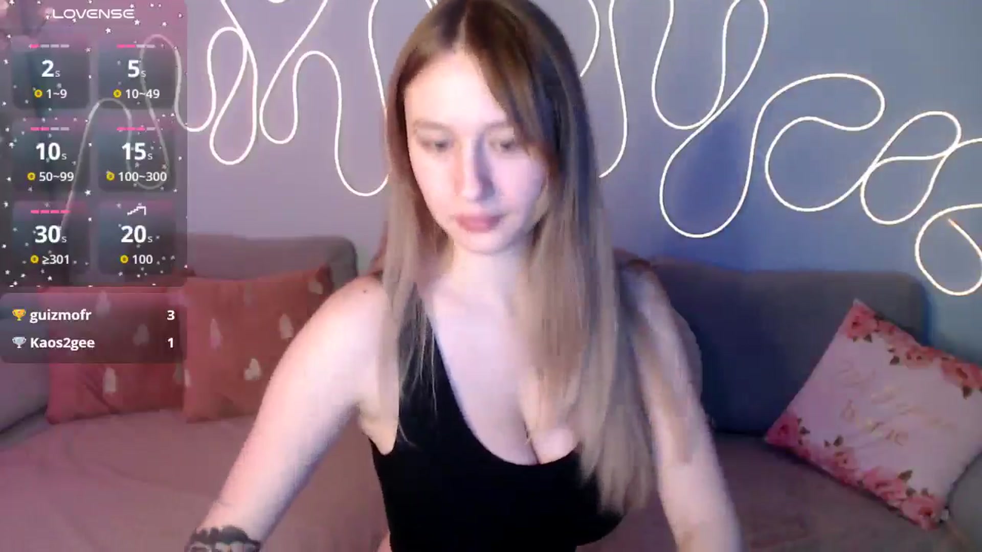 Gallery image thumbnail from NicolePax's myfreecams stream on, 12/08/2025, 09:41 image 3 of 20
