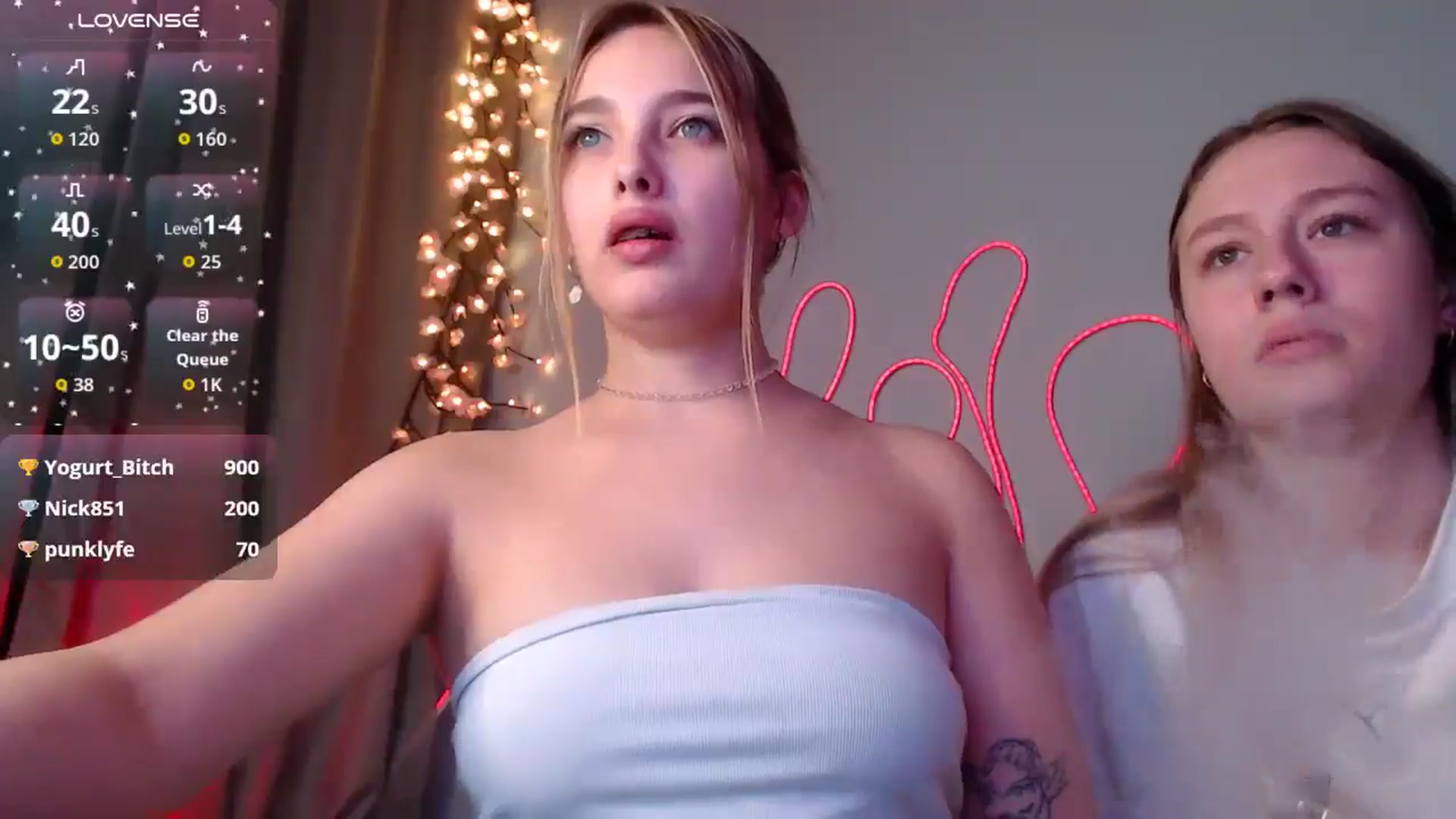 Gallery image thumbnail from NicolePax's myfreecams stream on, 12/14/2025, 13:35 image 10 of 20