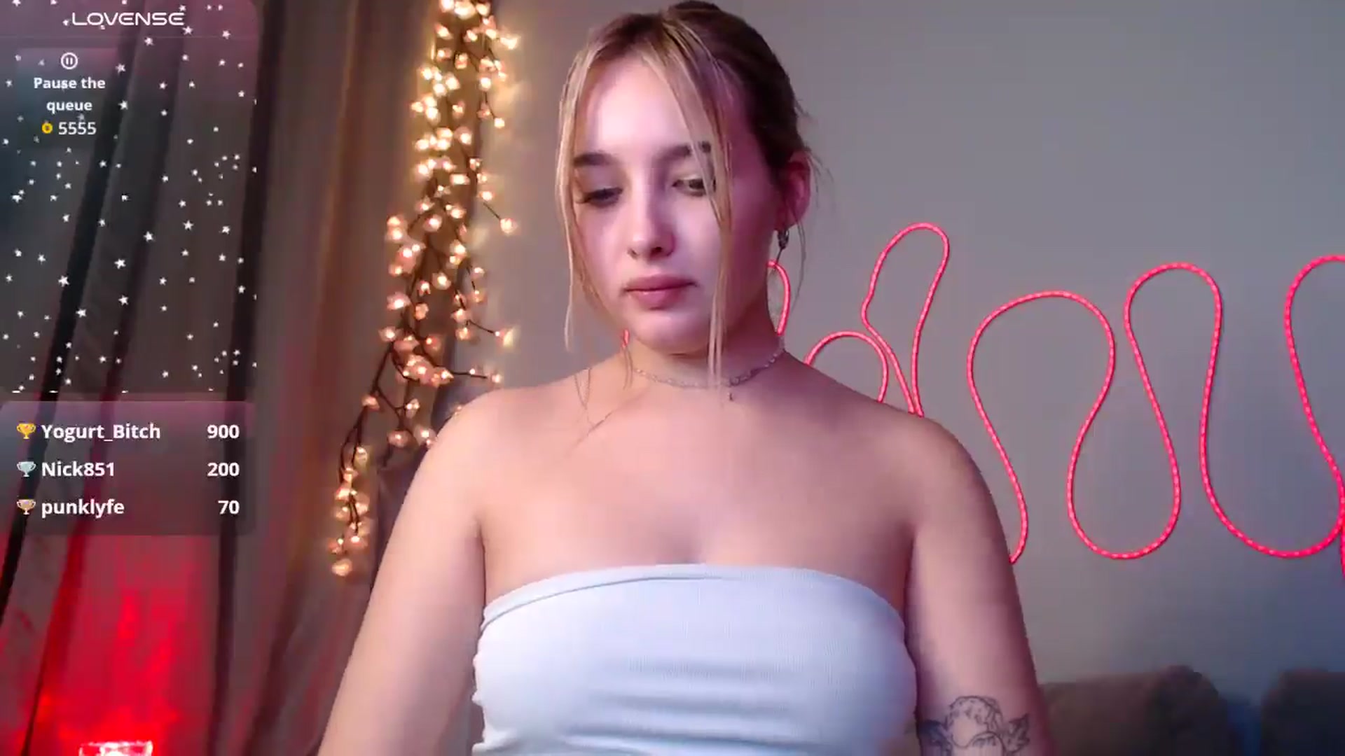Gallery image thumbnail from NicolePax's myfreecams stream on, 12/14/2025, 13:35 image 5 of 20