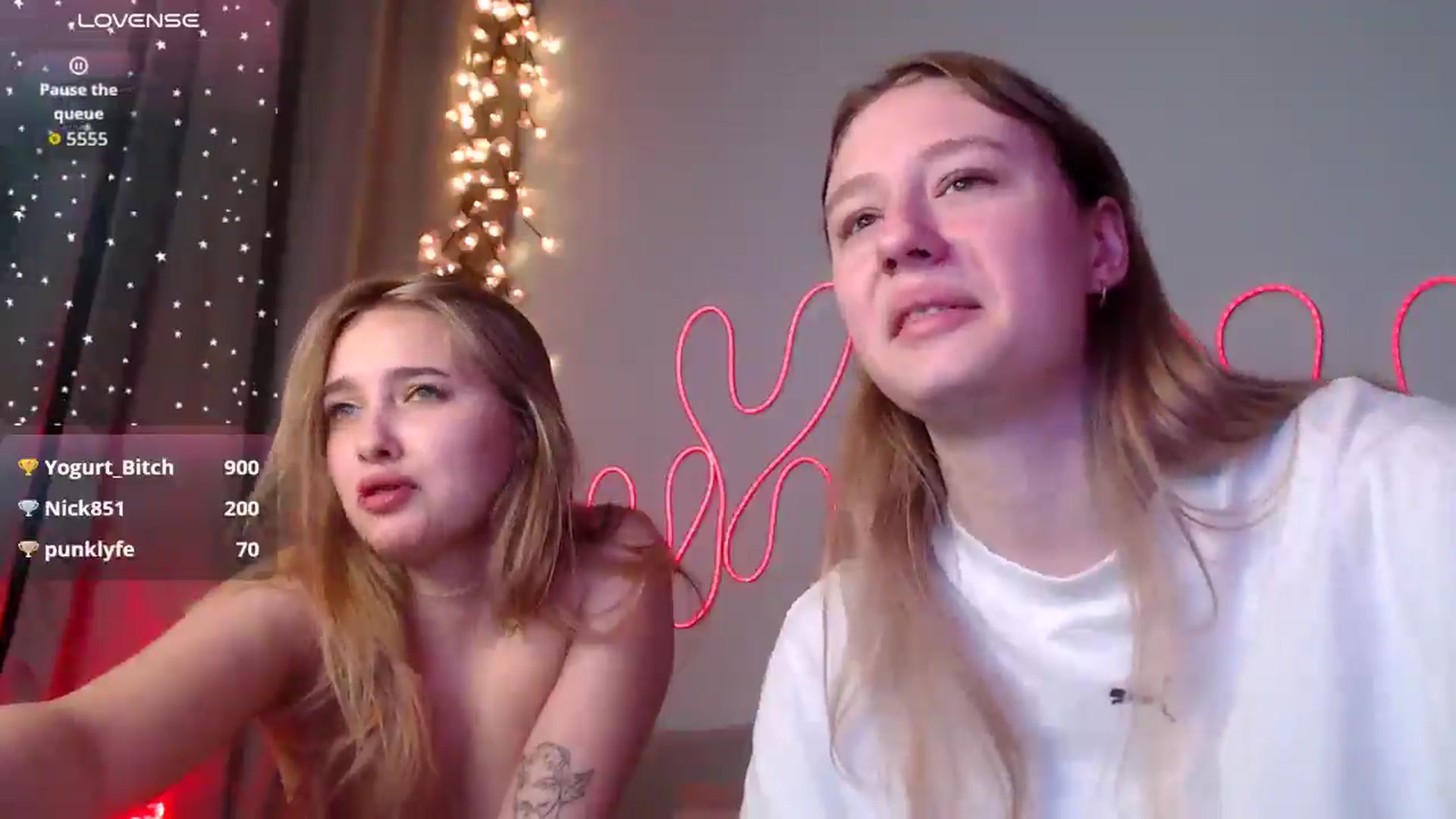 Gallery image thumbnail from NicolePax's myfreecams stream on, 12/14/2025, 13:35 image 18 of 20