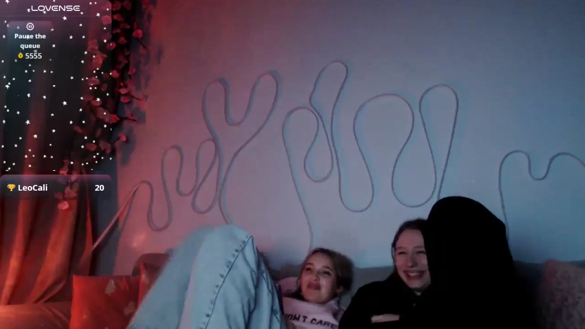 Gallery image thumbnail from NicolePax's myfreecams stream on, 12/15/2025, 02:17 image 5 of 20