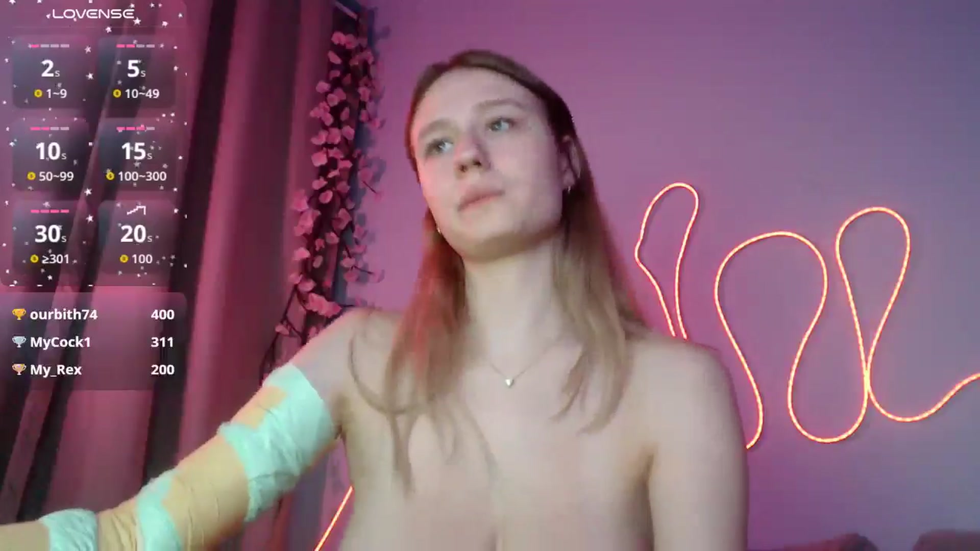 Gallery image thumbnail from NicolePax's myfreecams stream on, 12/21/2025, 14:52 image 9 of 20
