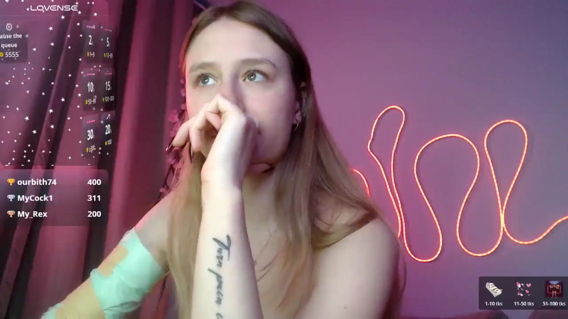 Gallery image thumbnail from NicolePax's myfreecams stream on, 12/21/2025, 14:52 image 11 of 20