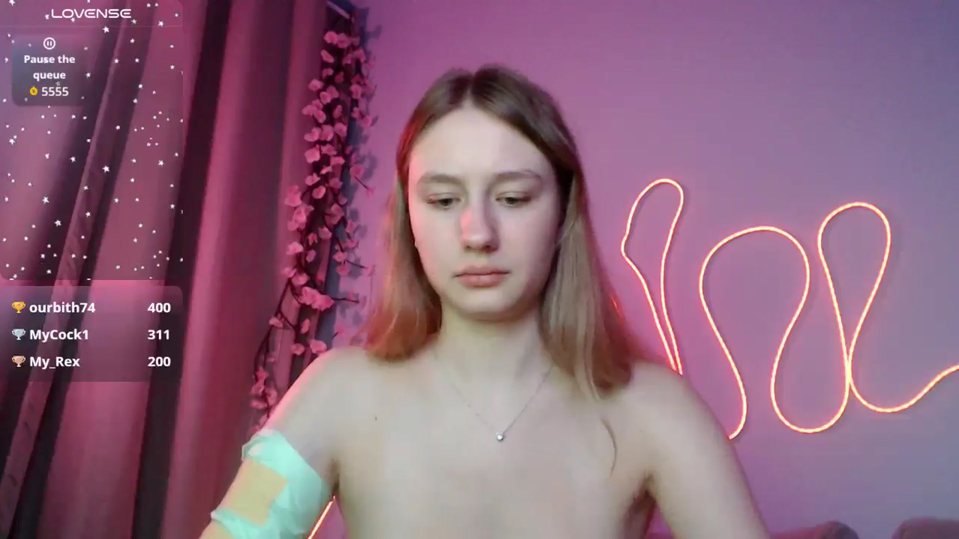 Gallery image thumbnail from NicolePax's myfreecams stream on, 12/21/2025, 14:52 image 14 of 20