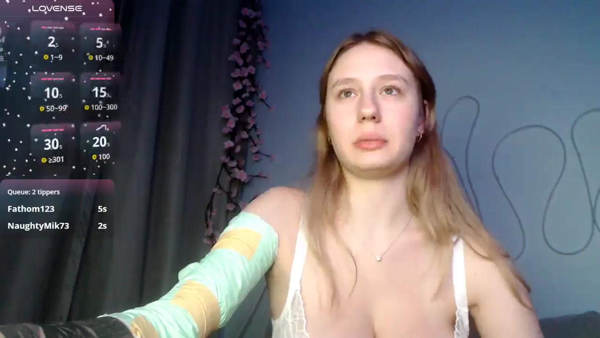 Gallery image thumbnail from NicolePax's myfreecams stream on, 12/21/2025, 22:12 image 19 of 20