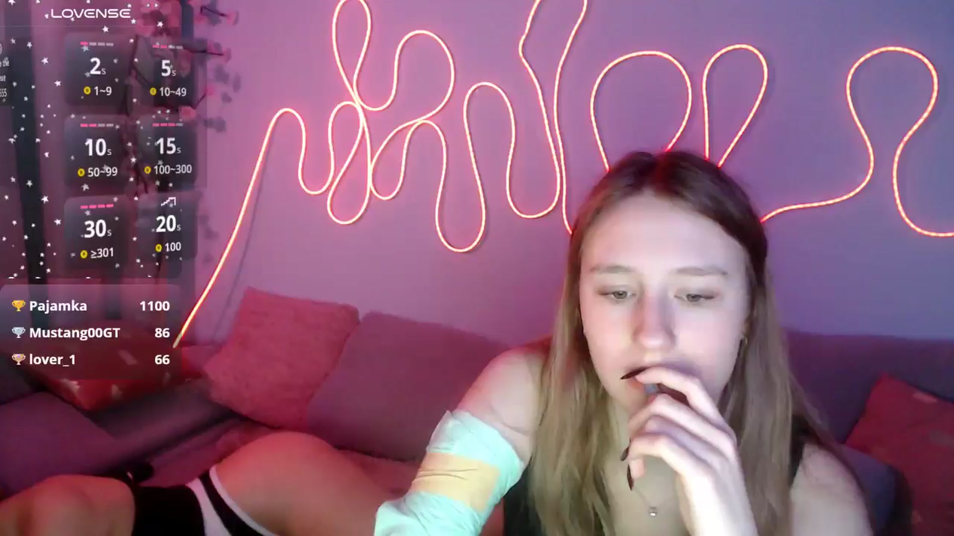 Gallery image thumbnail from NicolePax's myfreecams stream on, 12/22/2025, 24:09 image 1 of 20