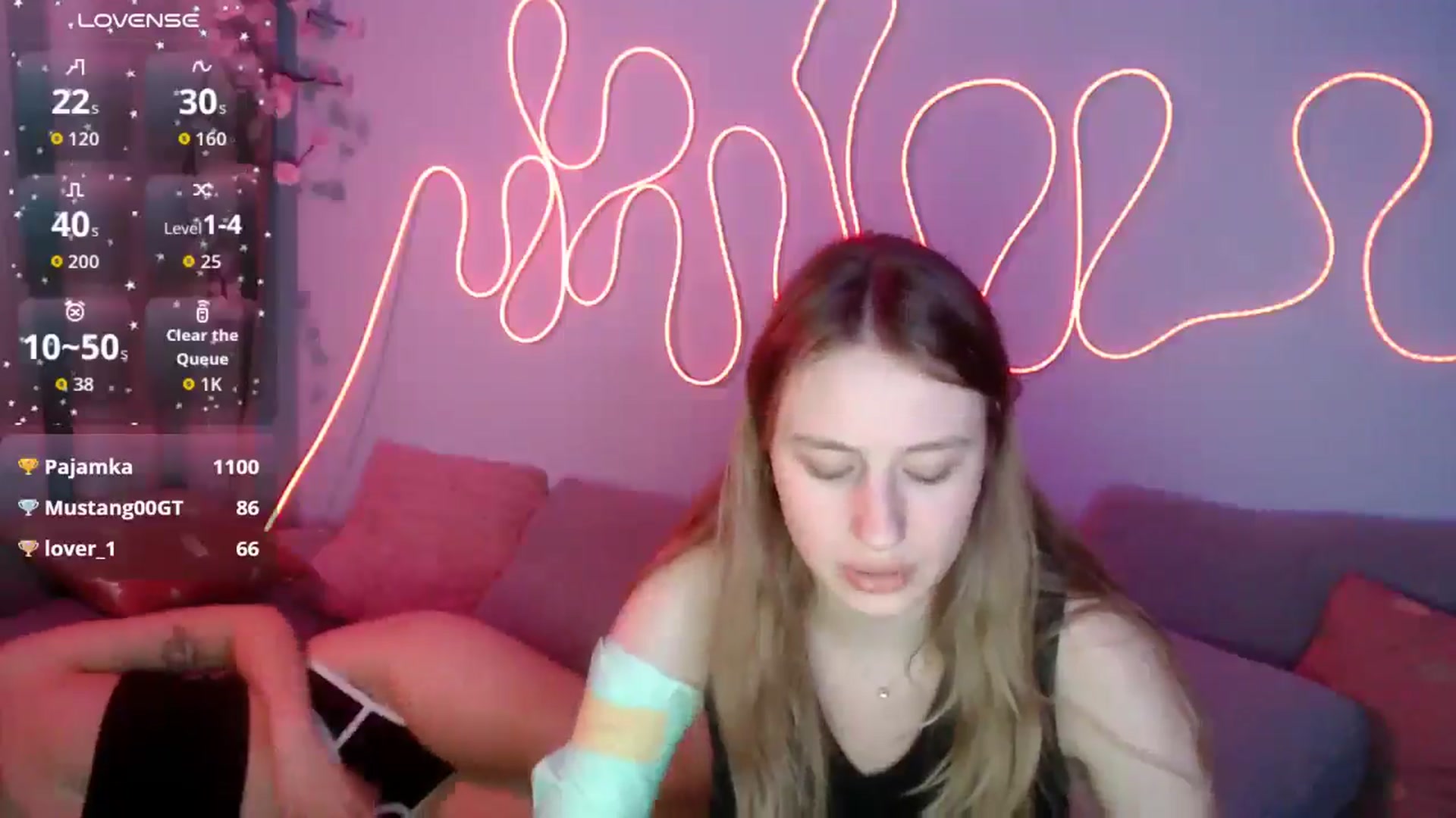 Gallery image thumbnail from NicolePax's myfreecams stream on, 12/22/2025, 24:09 image 14 of 20