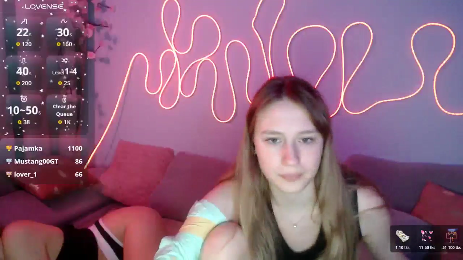 Gallery image thumbnail from NicolePax's myfreecams stream on, 12/22/2025, 24:09 image 12 of 20