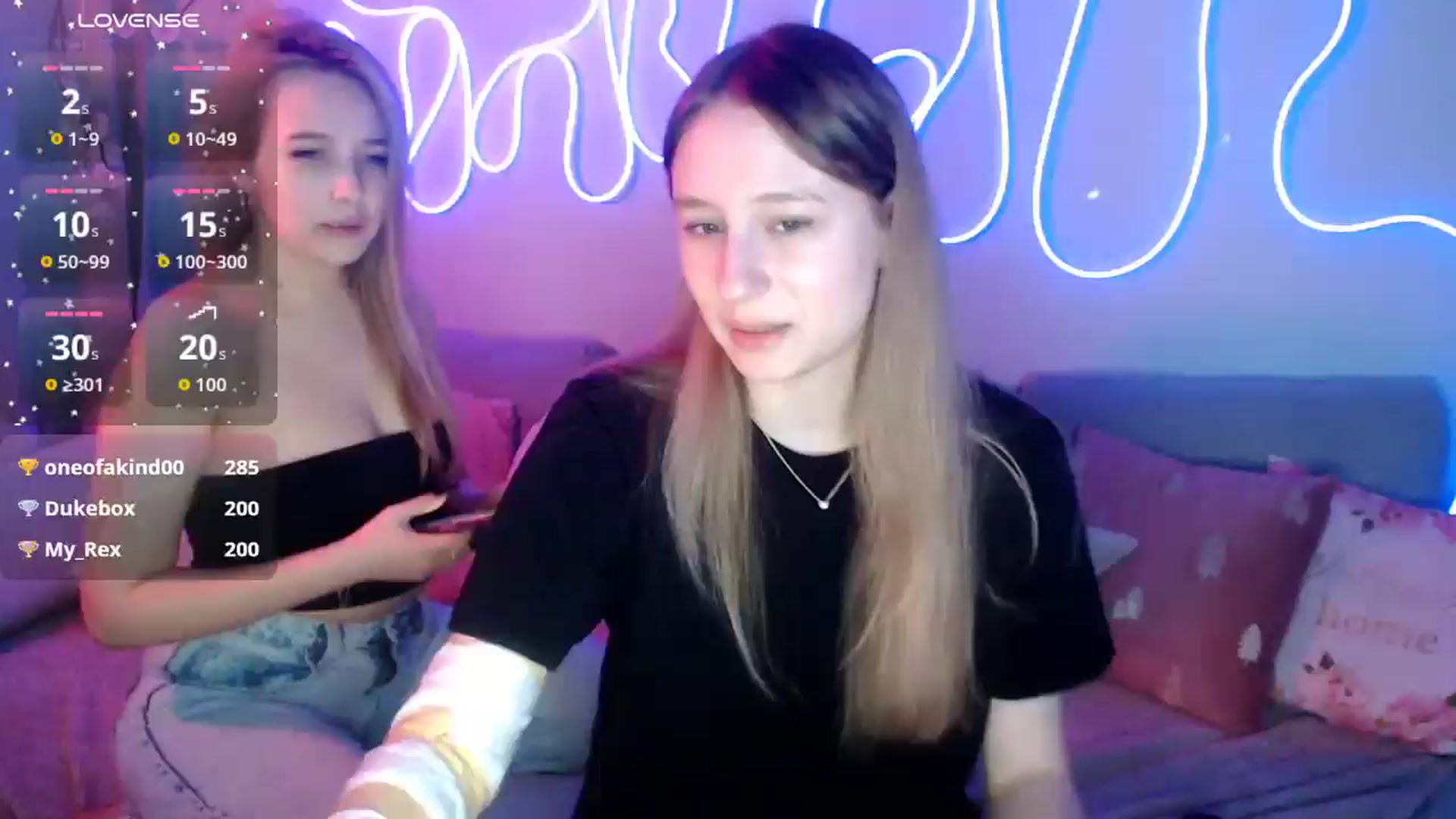 Gallery image thumbnail from NicolePax's myfreecams stream on, 12/23/2025, 11:07 image 2 of 20
