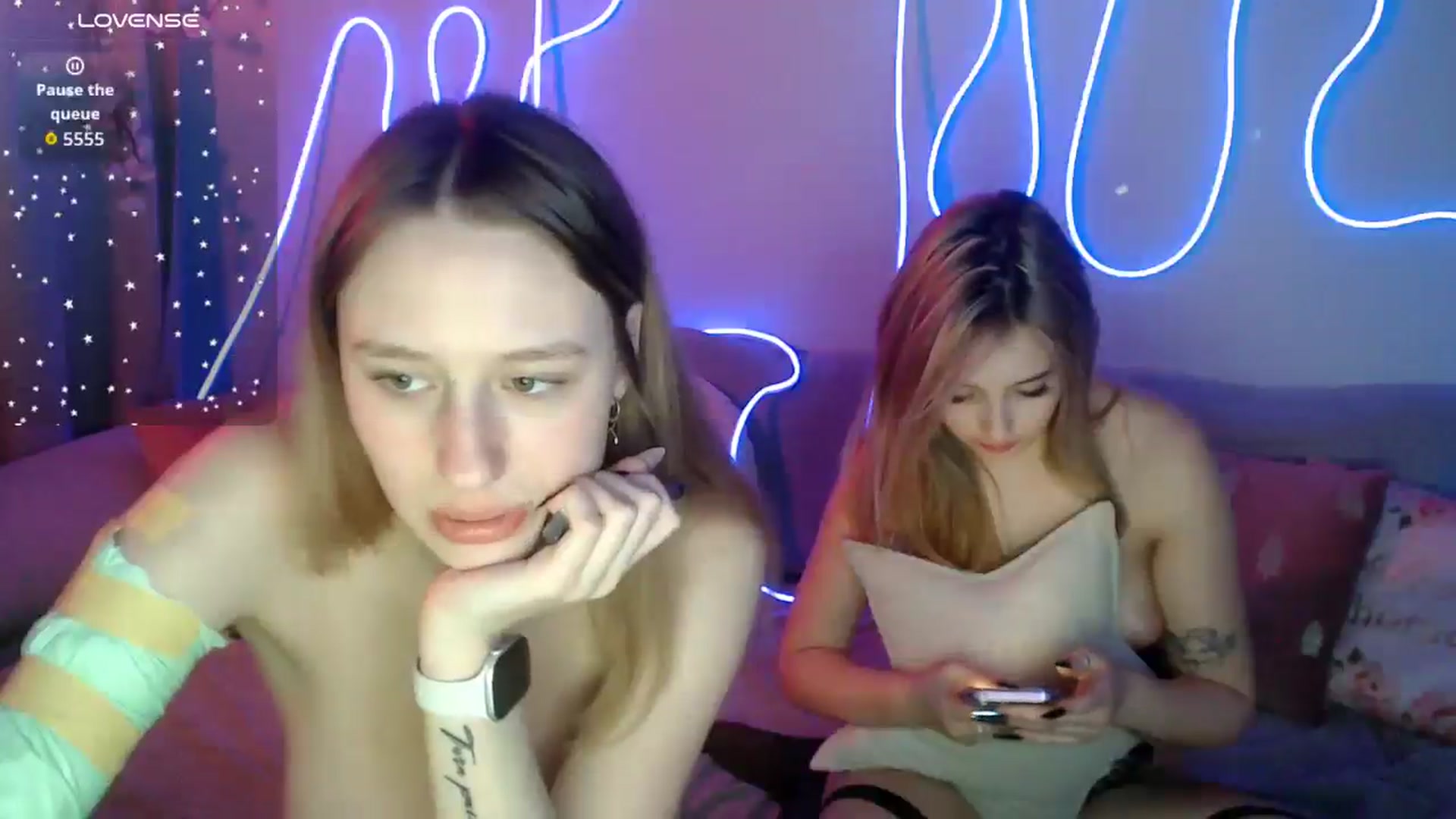 Gallery image thumbnail from NicolePax's myfreecams stream on, 12/23/2025, 14:24 image 11 of 20