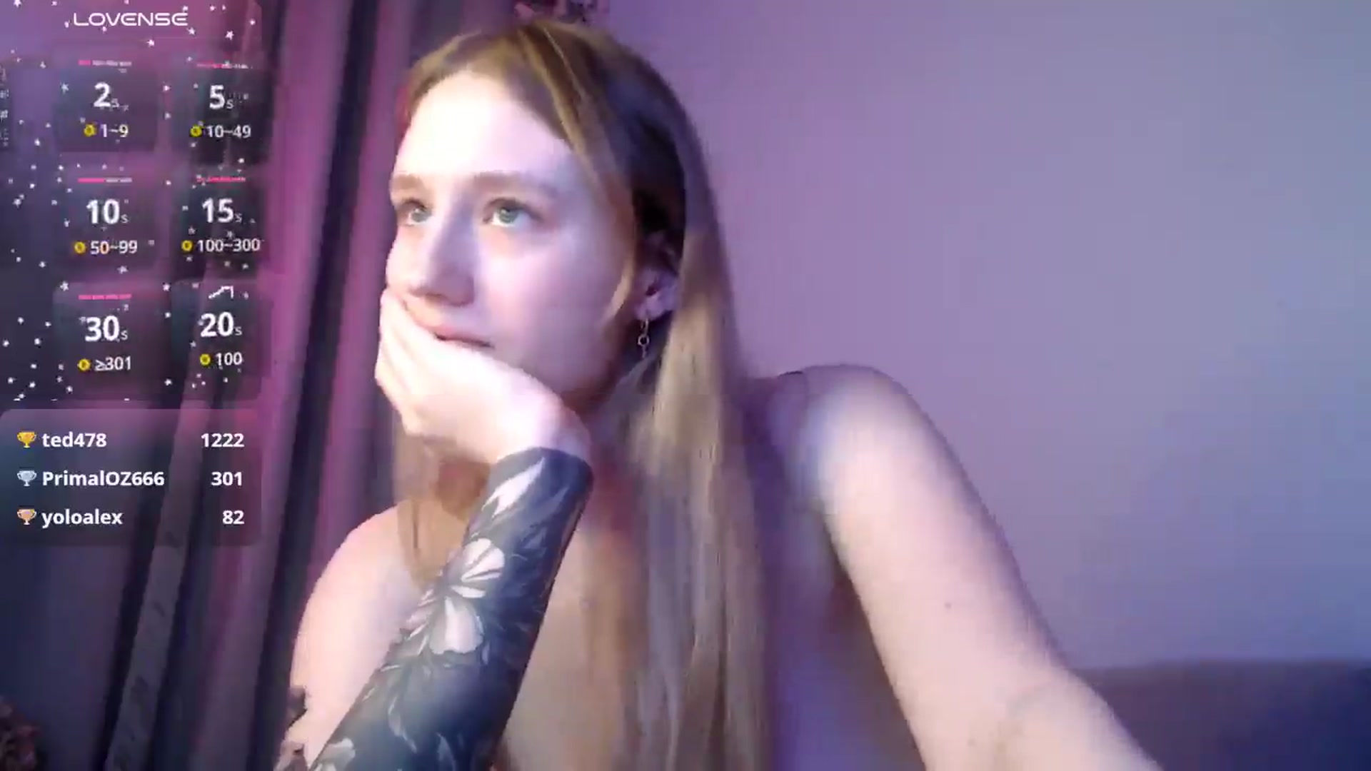 Gallery image thumbnail from NicolePax's myfreecams stream on, 12/24/2025, 14:57 image 15 of 20