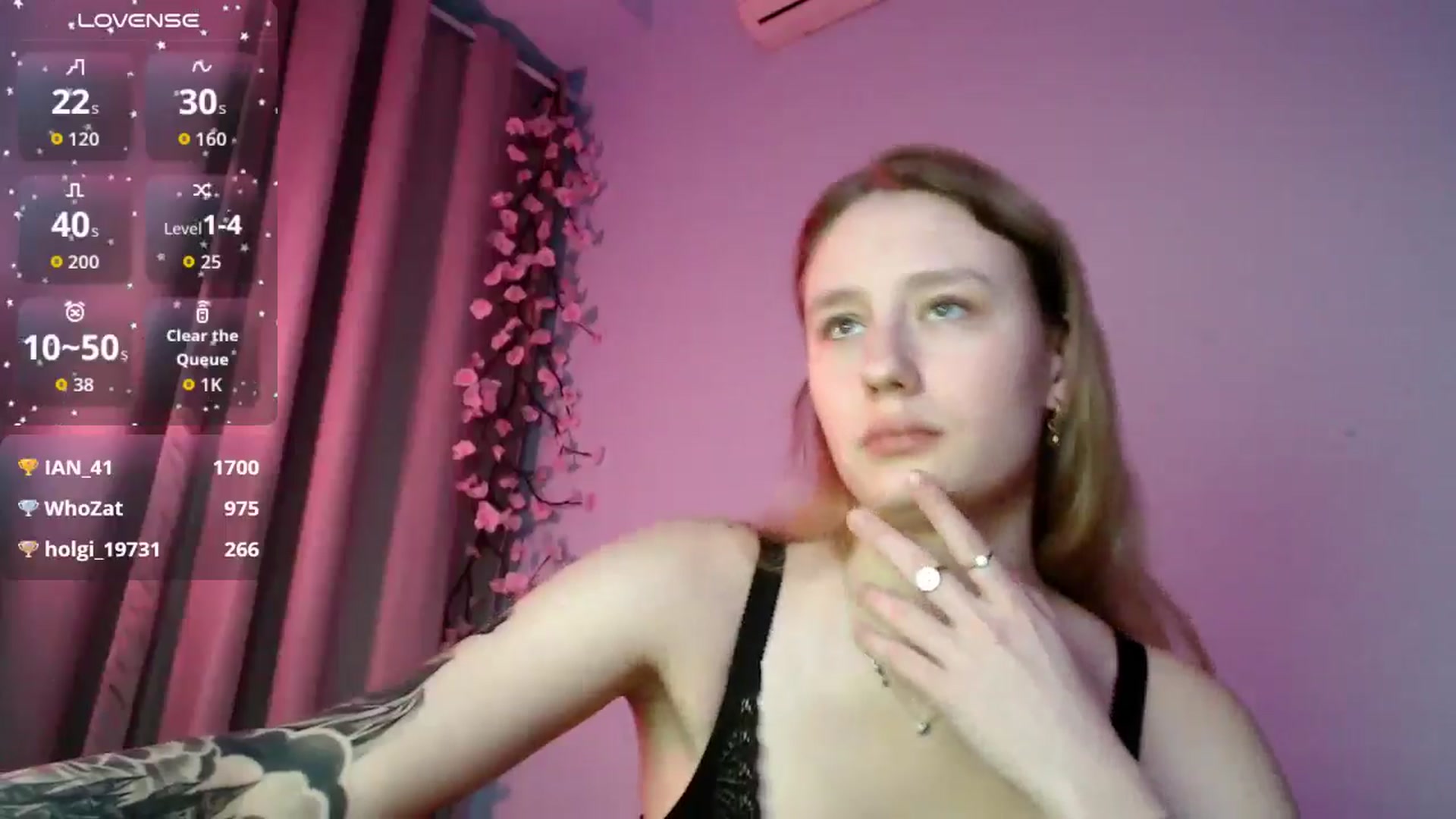 Gallery image thumbnail from NicolePax's myfreecams stream on, 12/26/2025, 13:40 image 16 of 20
