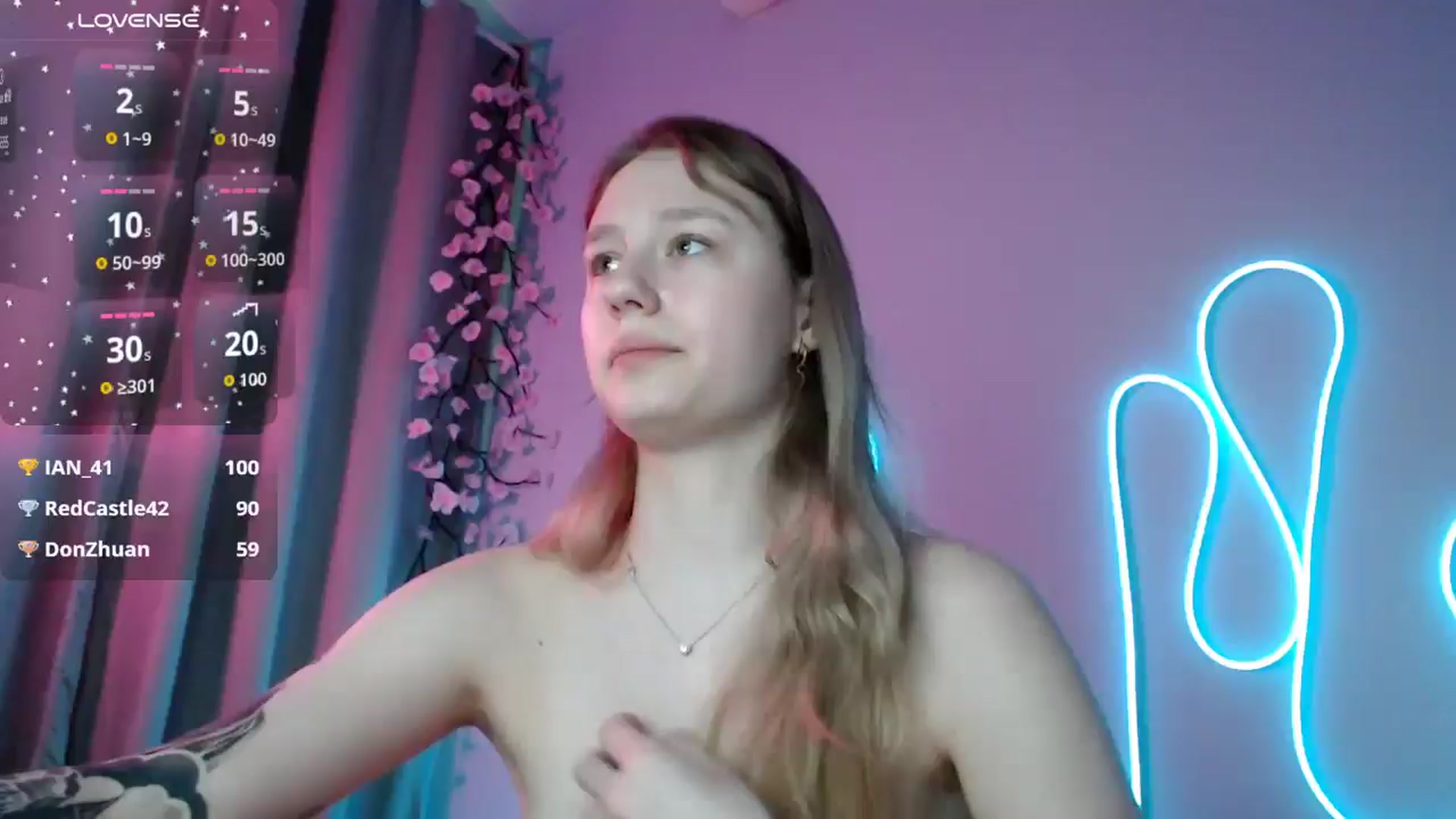 Gallery image thumbnail from NicolePax's myfreecams stream on, 12/28/2025, 10:43 image 3 of 20
