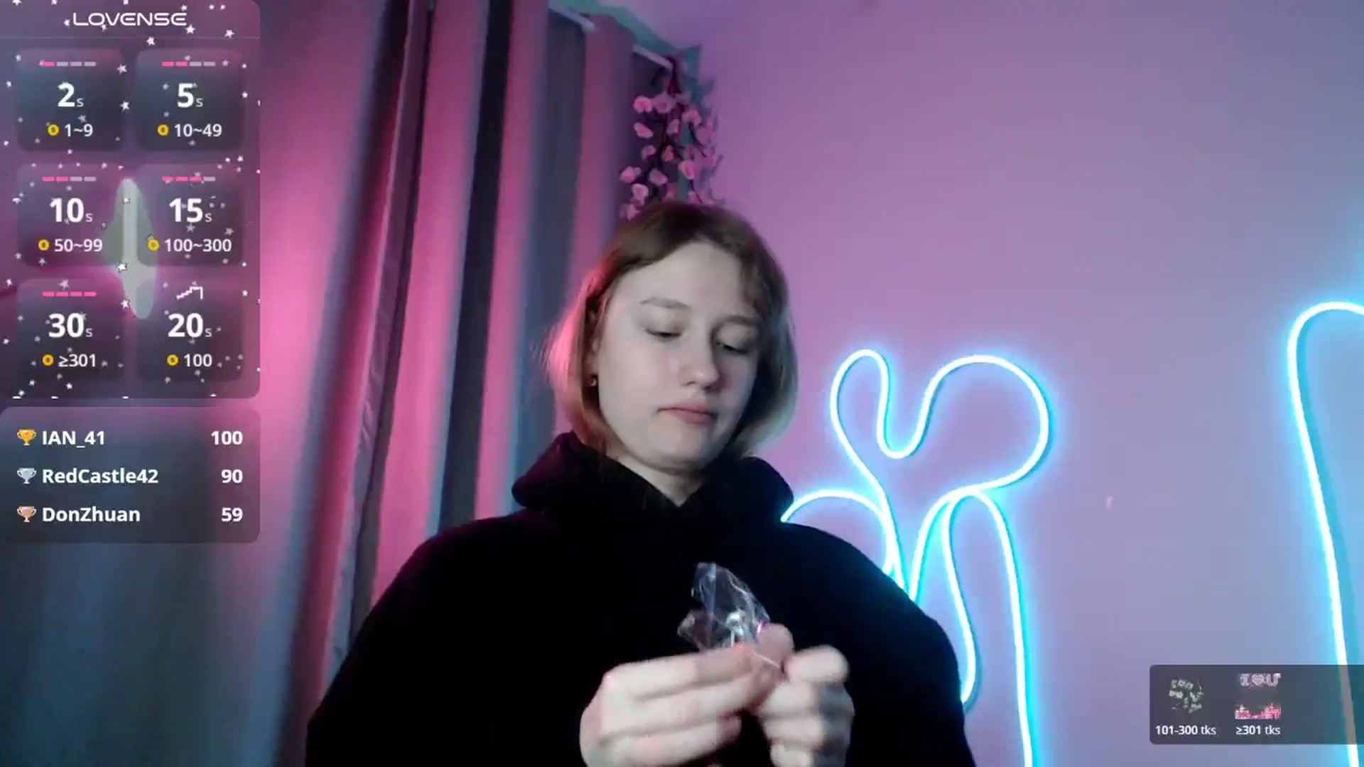 Gallery image thumbnail from NicolePax's myfreecams stream on, 12/28/2025, 12:21 image 3 of 20