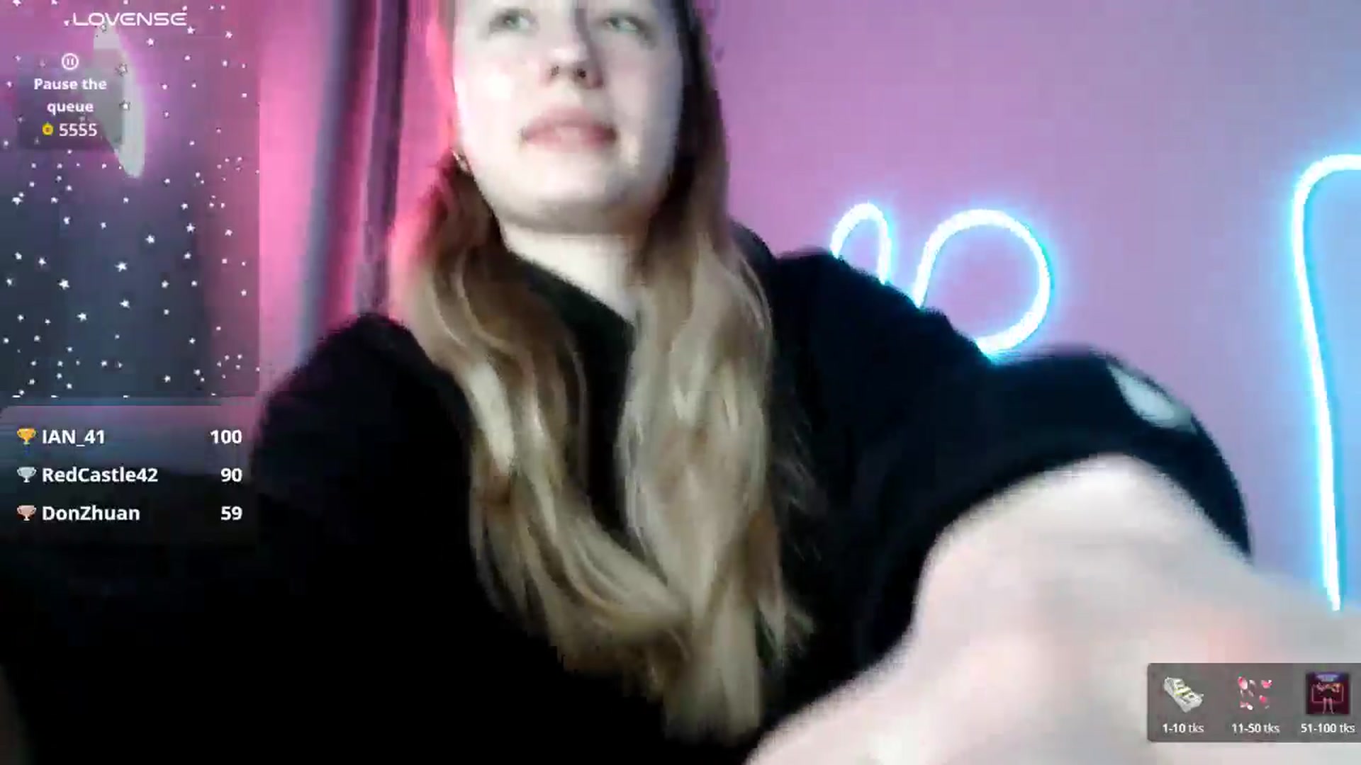Gallery image thumbnail from NicolePax's myfreecams stream on, 12/28/2025, 12:21 image 8 of 20