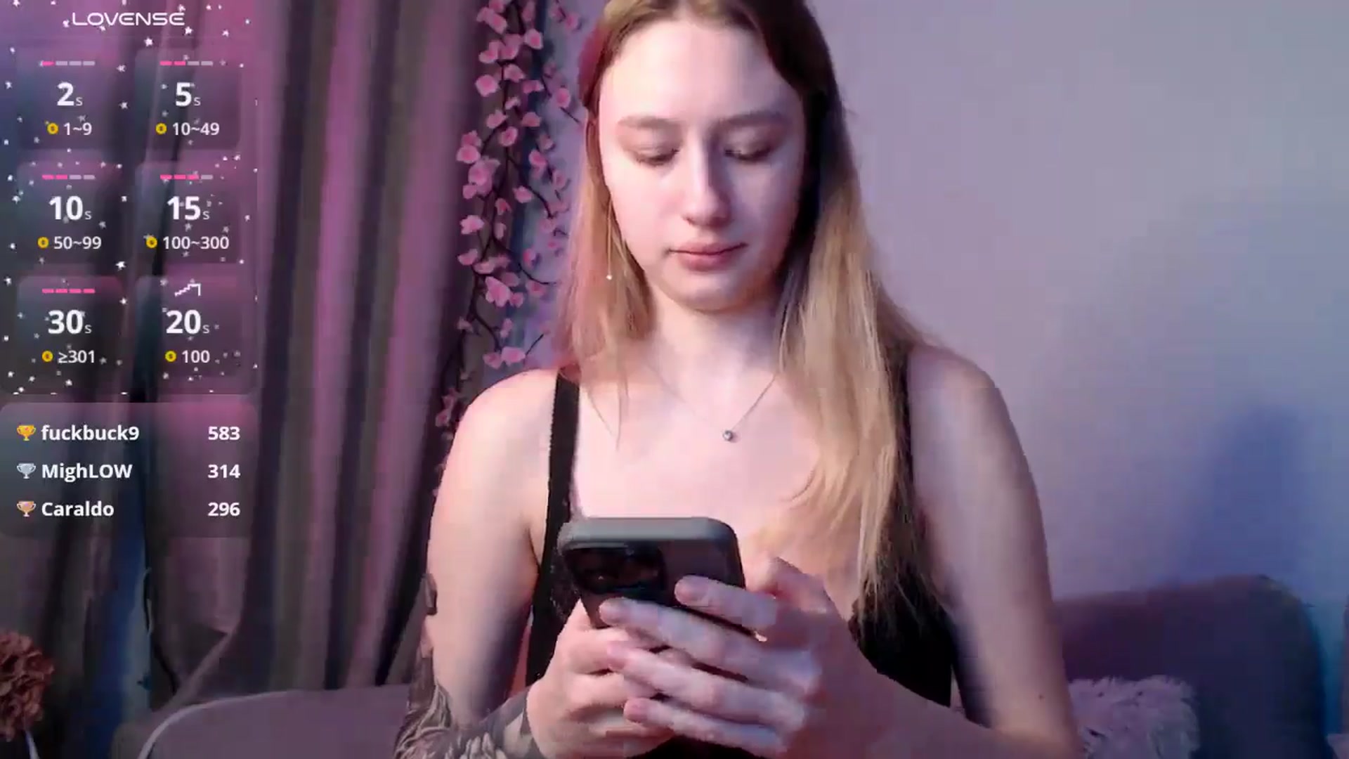 Gallery image thumbnail from NicolePax's myfreecams stream on, 01/04/2026, 11:20 image 18 of 20