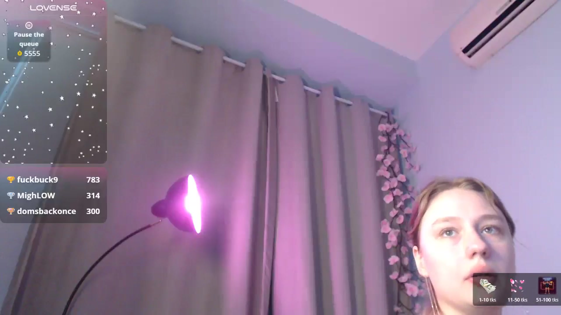 Gallery image thumbnail from NicolePax's myfreecams stream on, 01/04/2026, 12:28 image 10 of 20