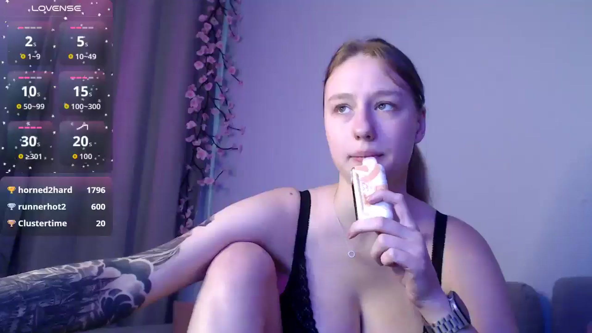 Gallery image thumbnail from NicolePax's myfreecams stream on, 01/12/2026, 12:40 image 9 of 20