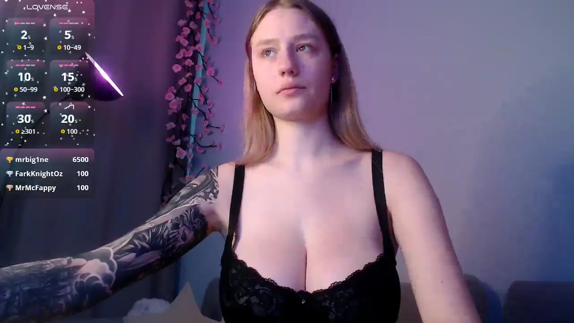 Gallery image thumbnail from NicolePax's myfreecams stream on, 03/09/2026, 12:11 image 19 of 20