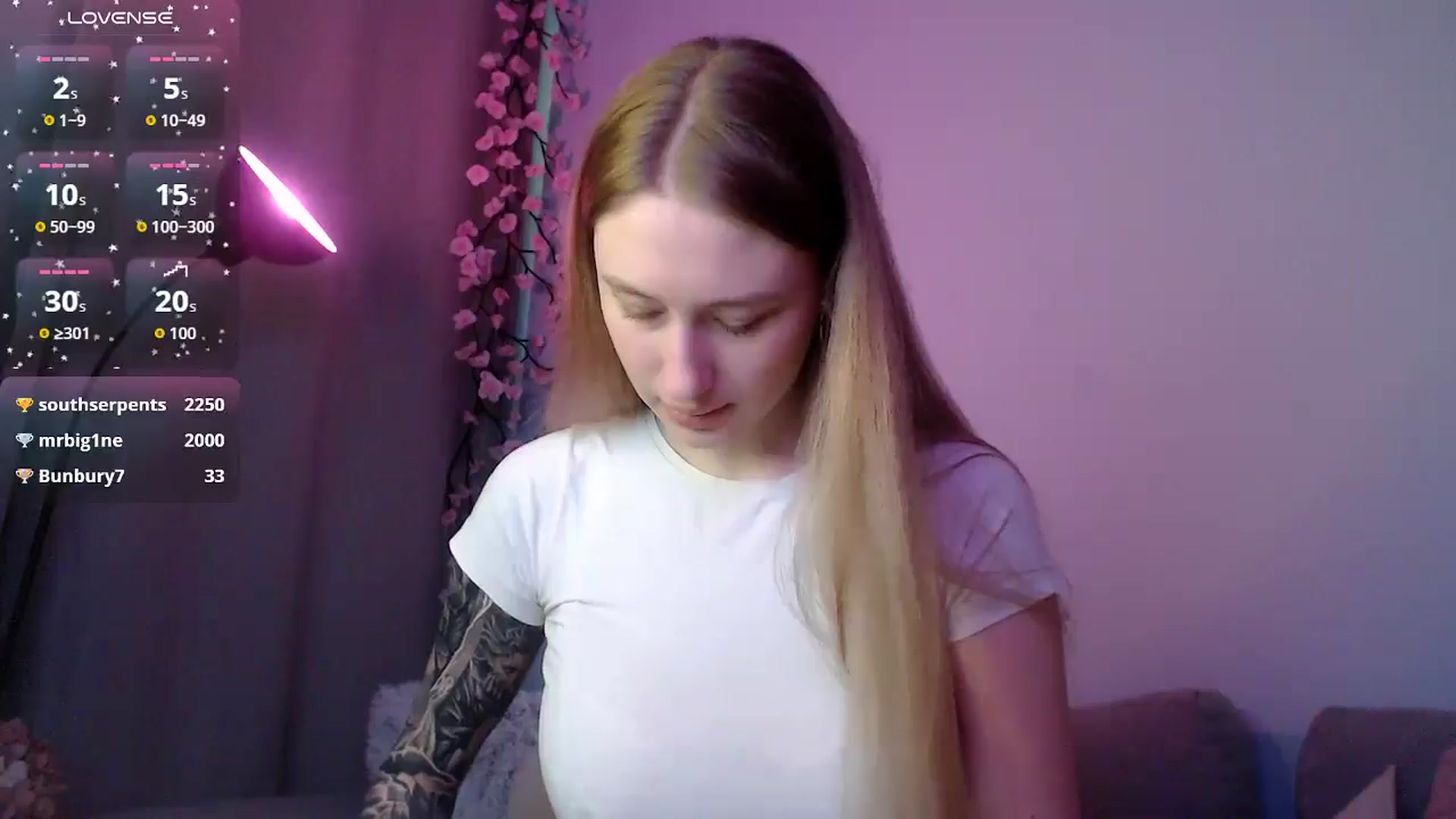 Gallery image thumbnail from NicolePax's myfreecams stream on, 03/10/2026, 11:31 image 12 of 20