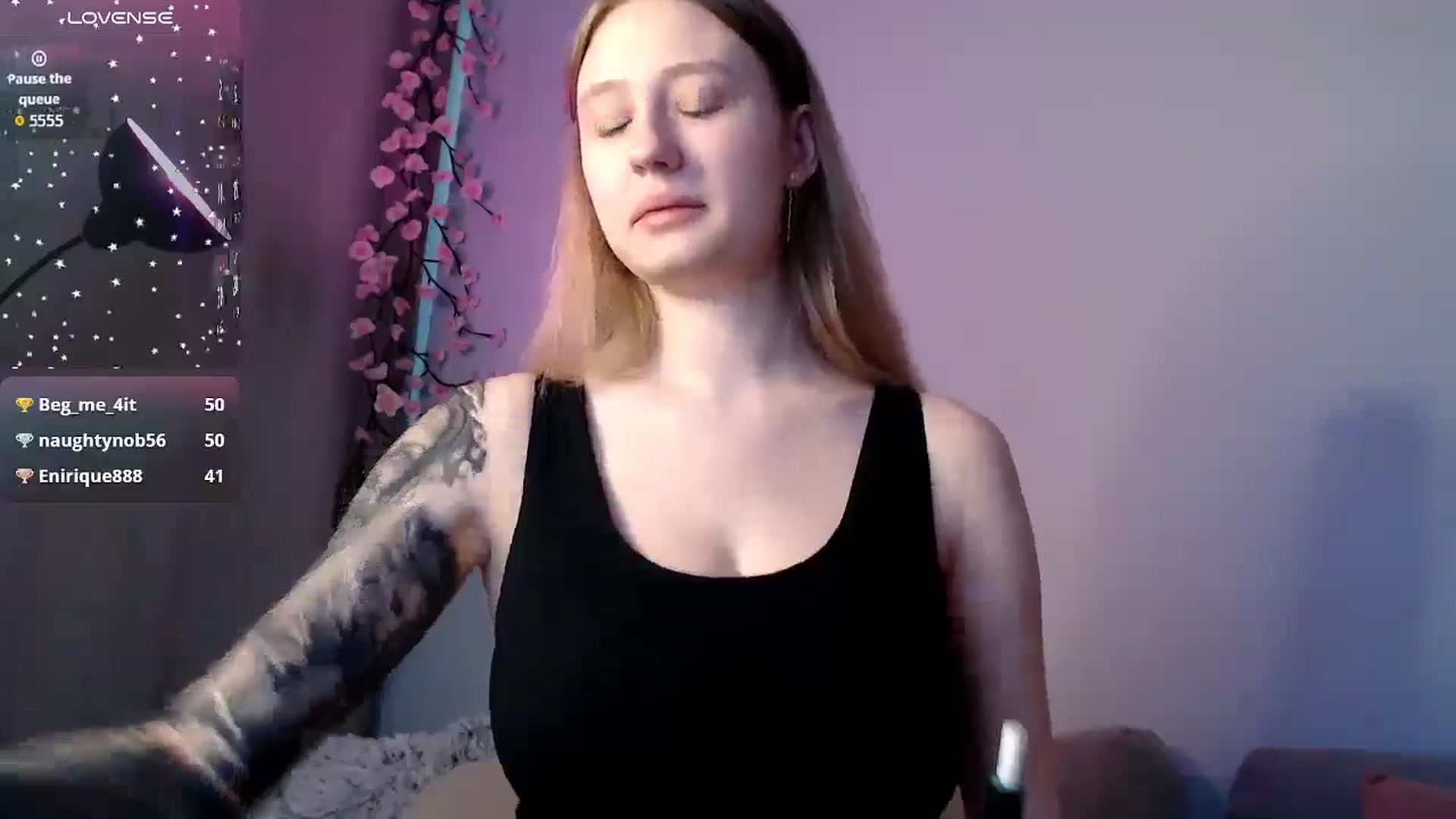 Gallery image thumbnail from NicolePax's myfreecams stream on, 03/13/2026, 10:33 image 15 of 20