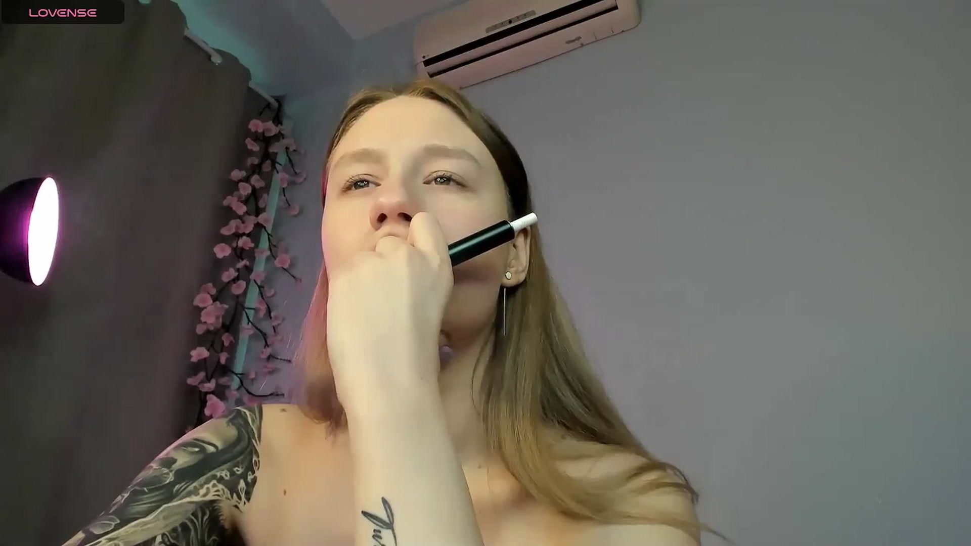 Gallery image thumbnail from NicolePax's myfreecams stream on, 03/24/2026, 12:22 image 2 of 20