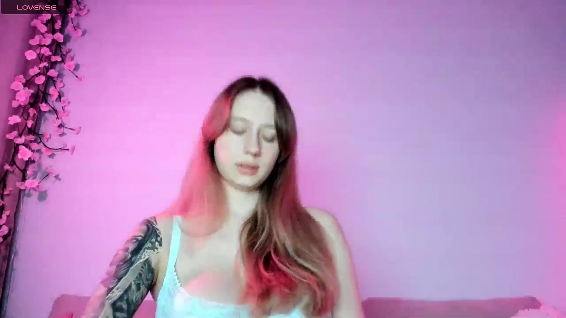 Gallery image thumbnail from NicolePax's myfreecams stream on, 03/24/2026, 18:13 image 13 of 20